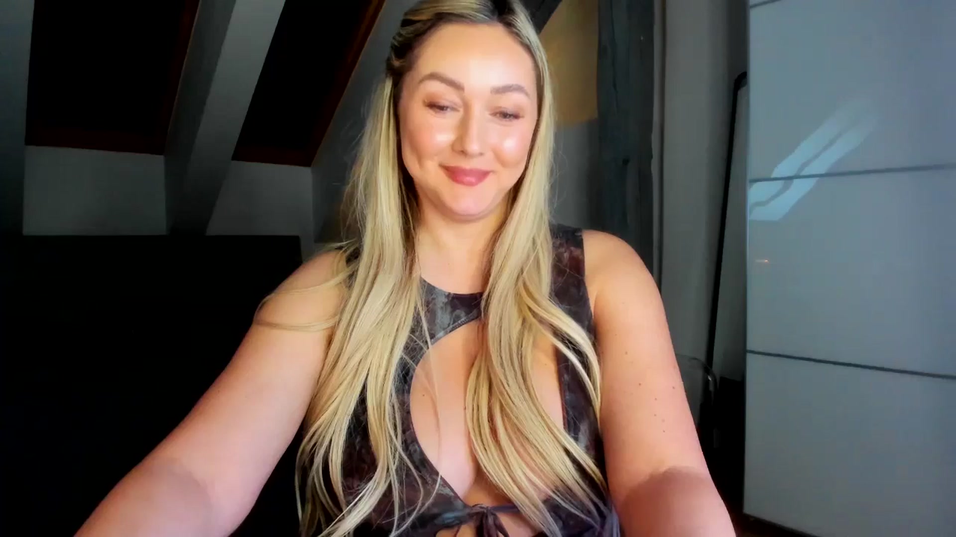 Gallery image thumbnail from Mi_Ha's myfreecams stream on, 03/05/2026, 16:37 image 19 of 20
