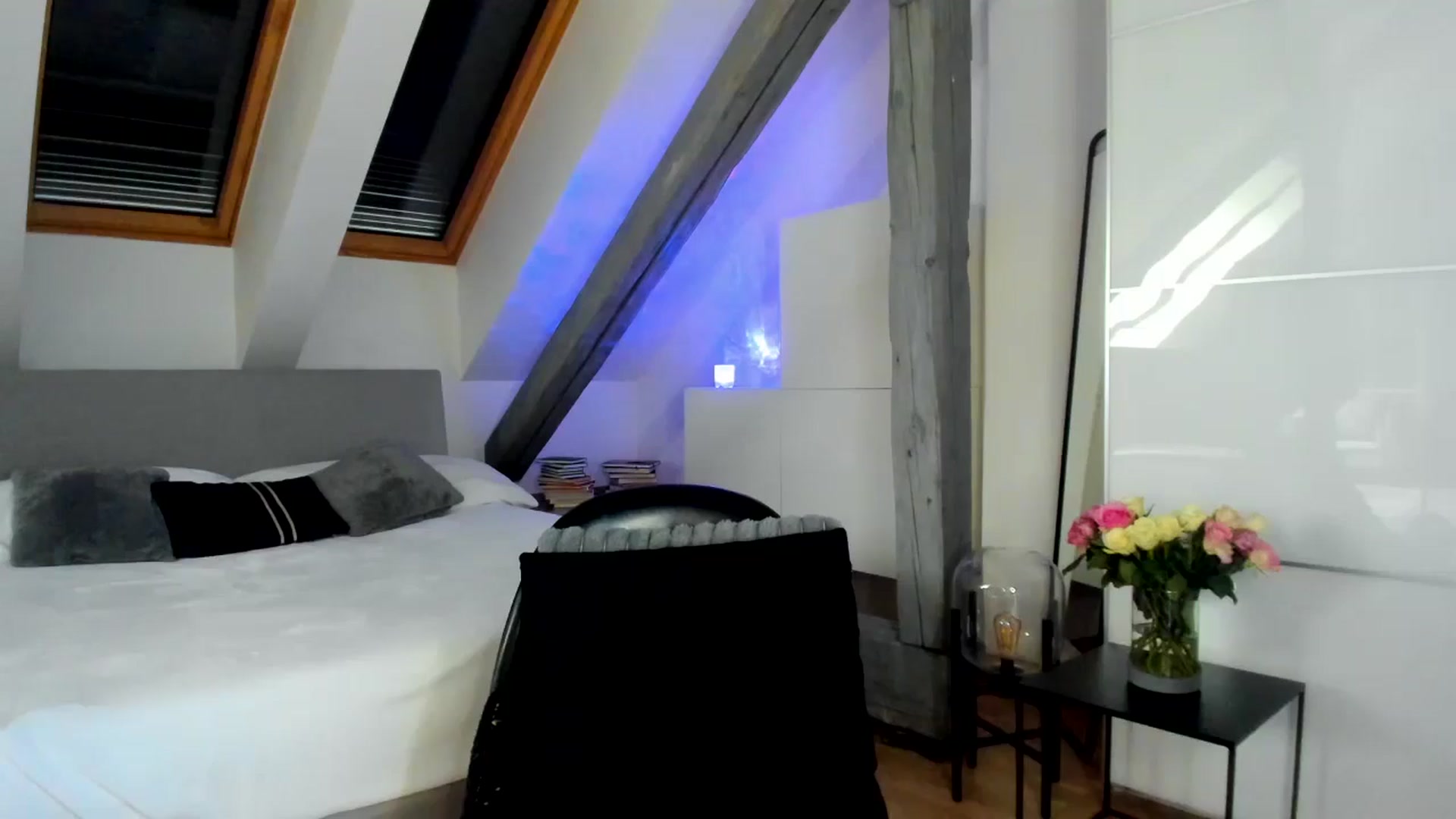 Gallery image thumbnail from Mi_Ha's myfreecams stream on, 03/08/2026, 14:32 image 15 of 20