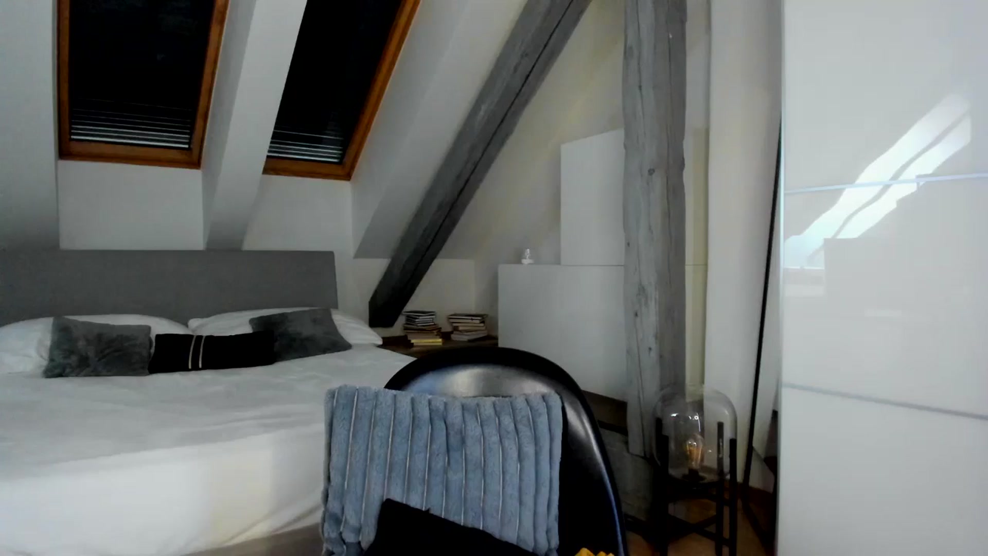 Gallery image thumbnail from Mi_Ha's myfreecams stream on, 03/13/2026, 14:04 image 14 of 20