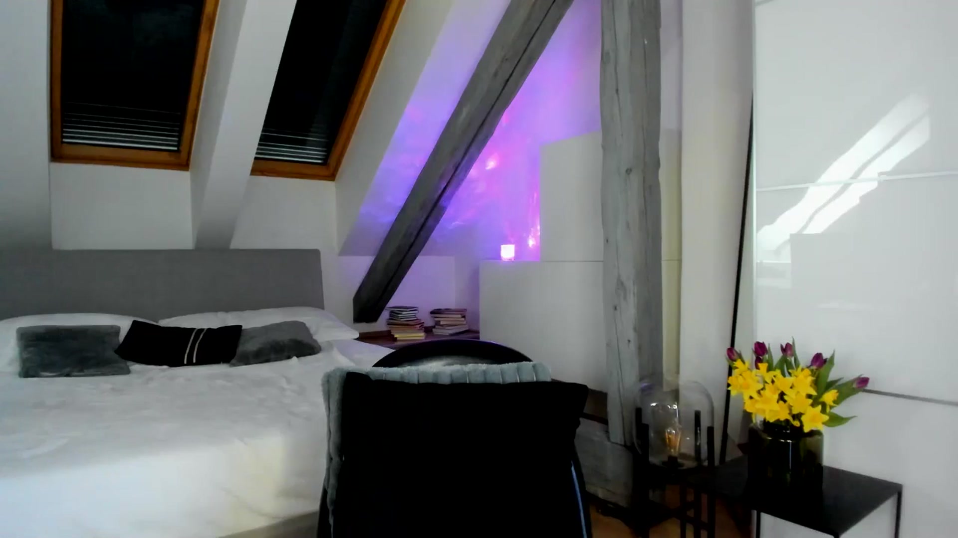 Gallery image thumbnail from Mi_Ha's myfreecams stream on, 03/17/2026, 15:17 image 7 of 20