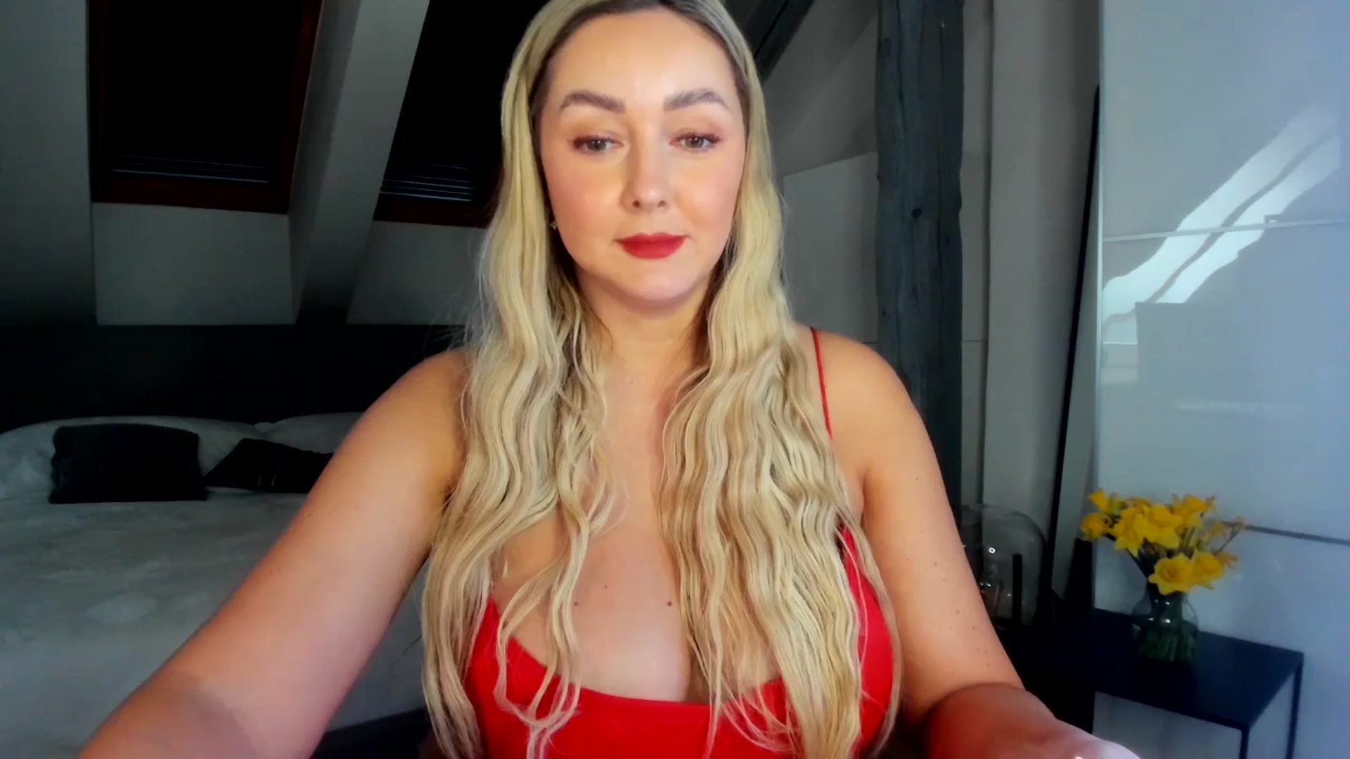 Gallery image thumbnail from Mi_Ha's myfreecams stream on, 03/22/2026, 16:34 image 12 of 20