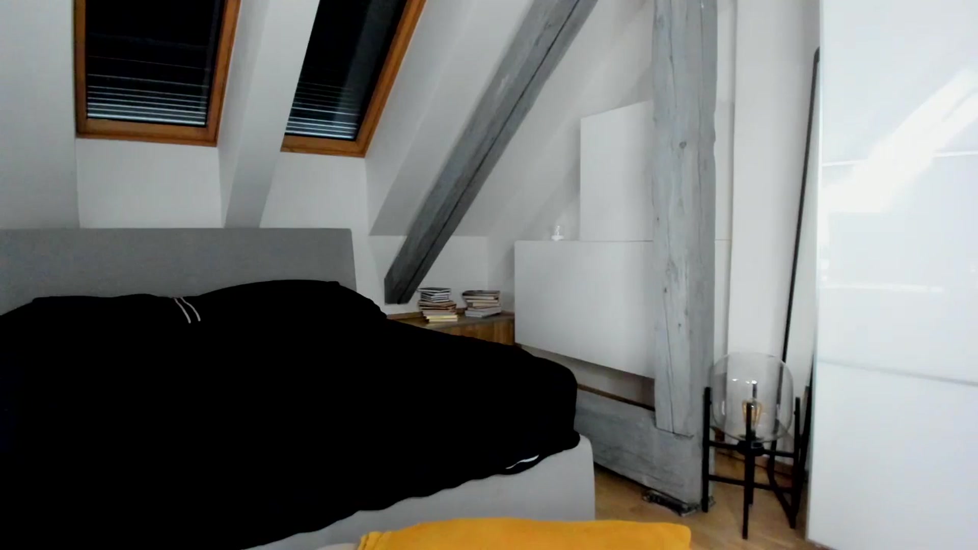 Gallery image thumbnail from Mi_Ha's myfreecams stream on, 03/26/2026, 15:44 image 18 of 20