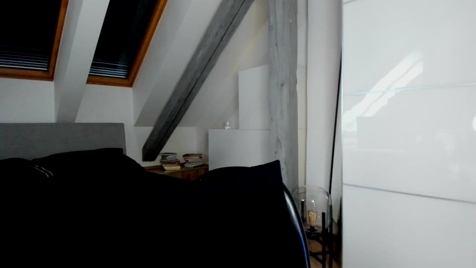 Gallery image thumbnail from Mi_Ha's myfreecams stream on, 03/28/2026, 16:03 image 16 of 20
