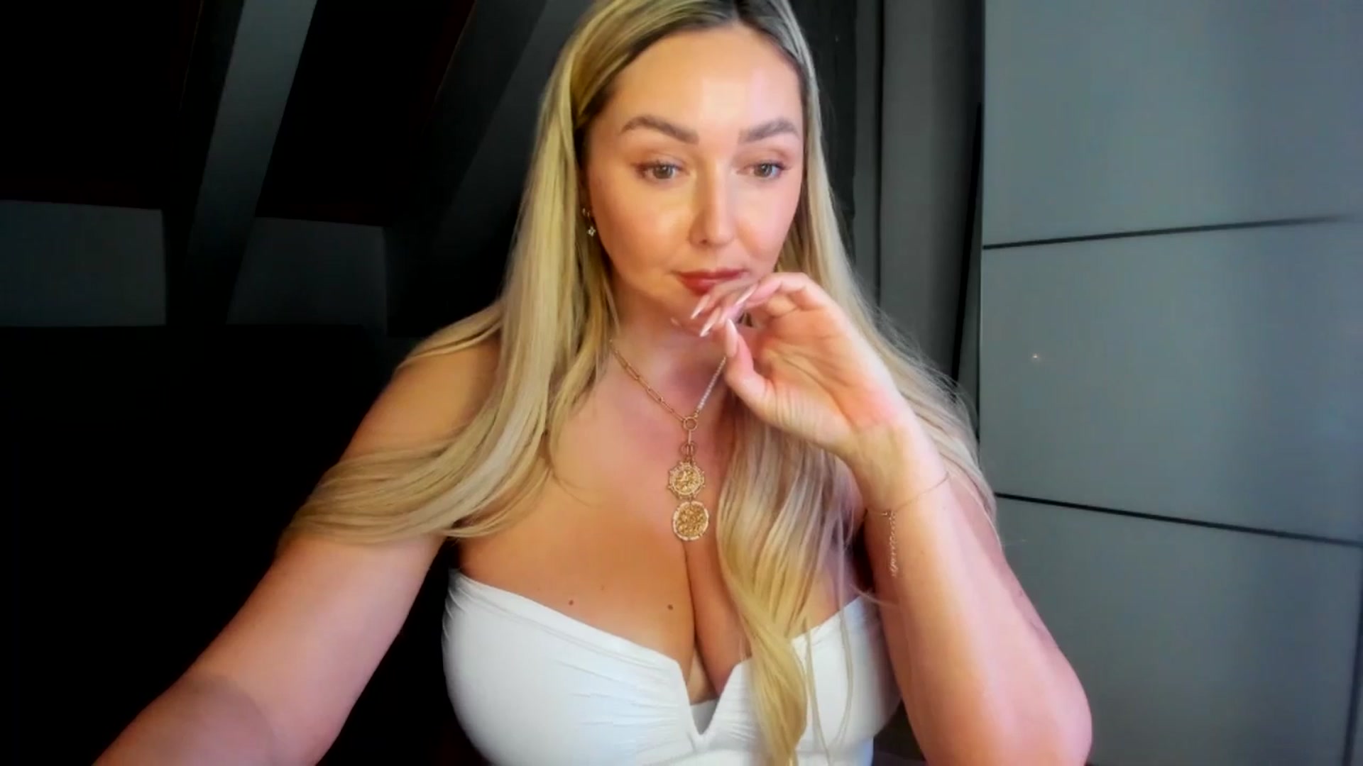 Gallery image thumbnail from Mi_Ha's myfreecams stream on, 03/29/2026, 20:08 image 12 of 20