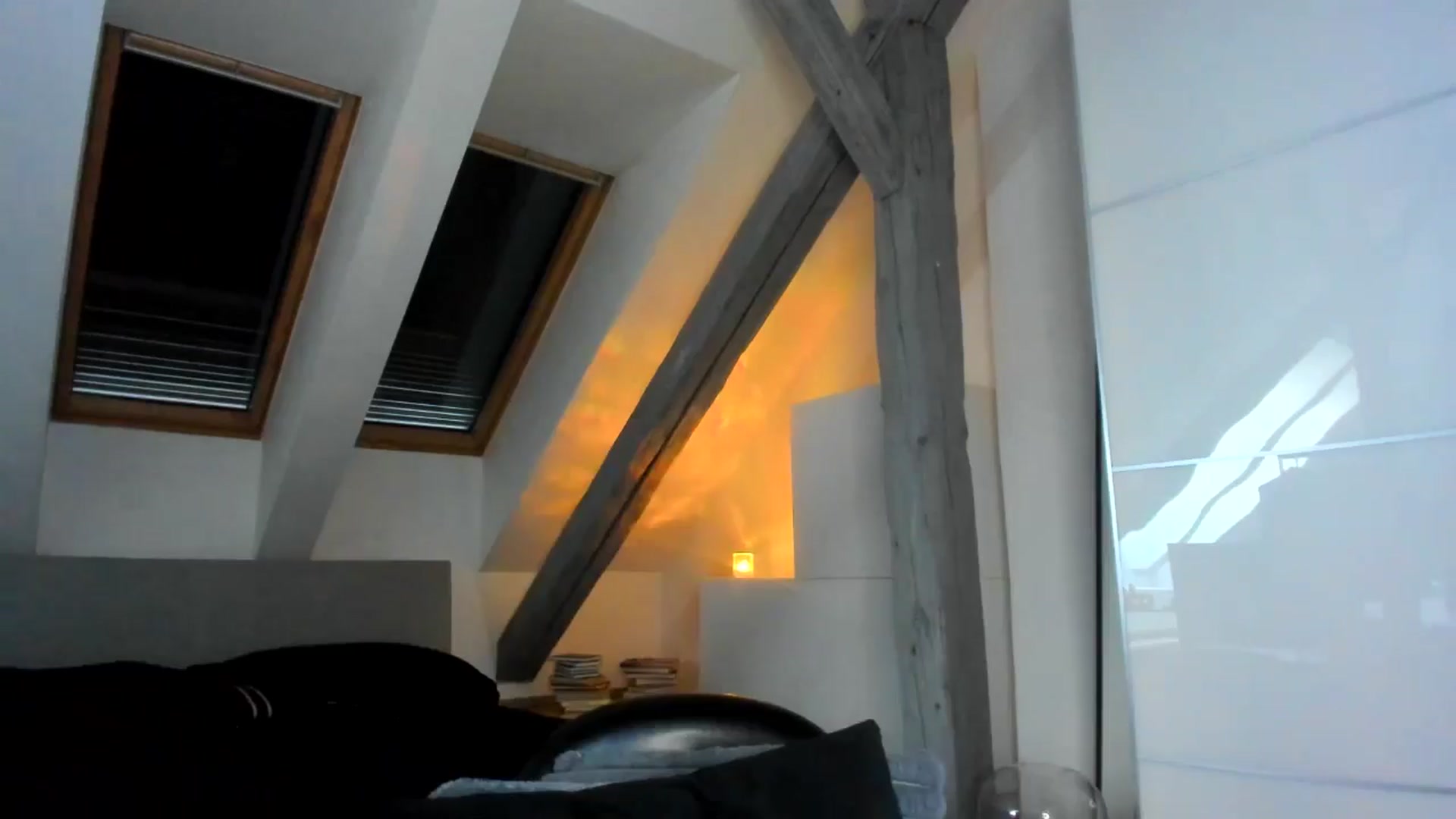 Gallery image thumbnail from Mi_Ha's myfreecams stream on, 04/01/2026, 15:17 image 12 of 20