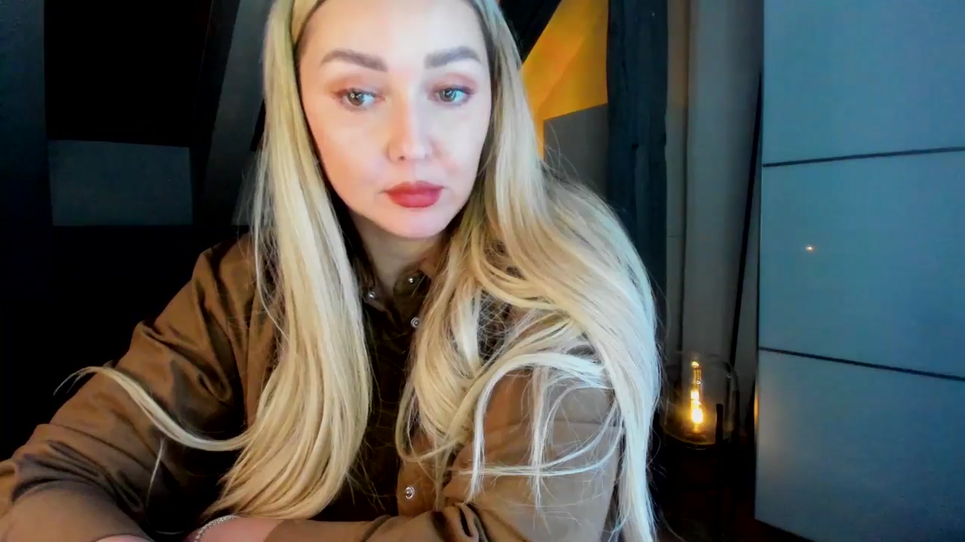 Gallery image thumbnail from Mi_Ha's myfreecams stream on, 04/01/2026, 20:25 image 8 of 20