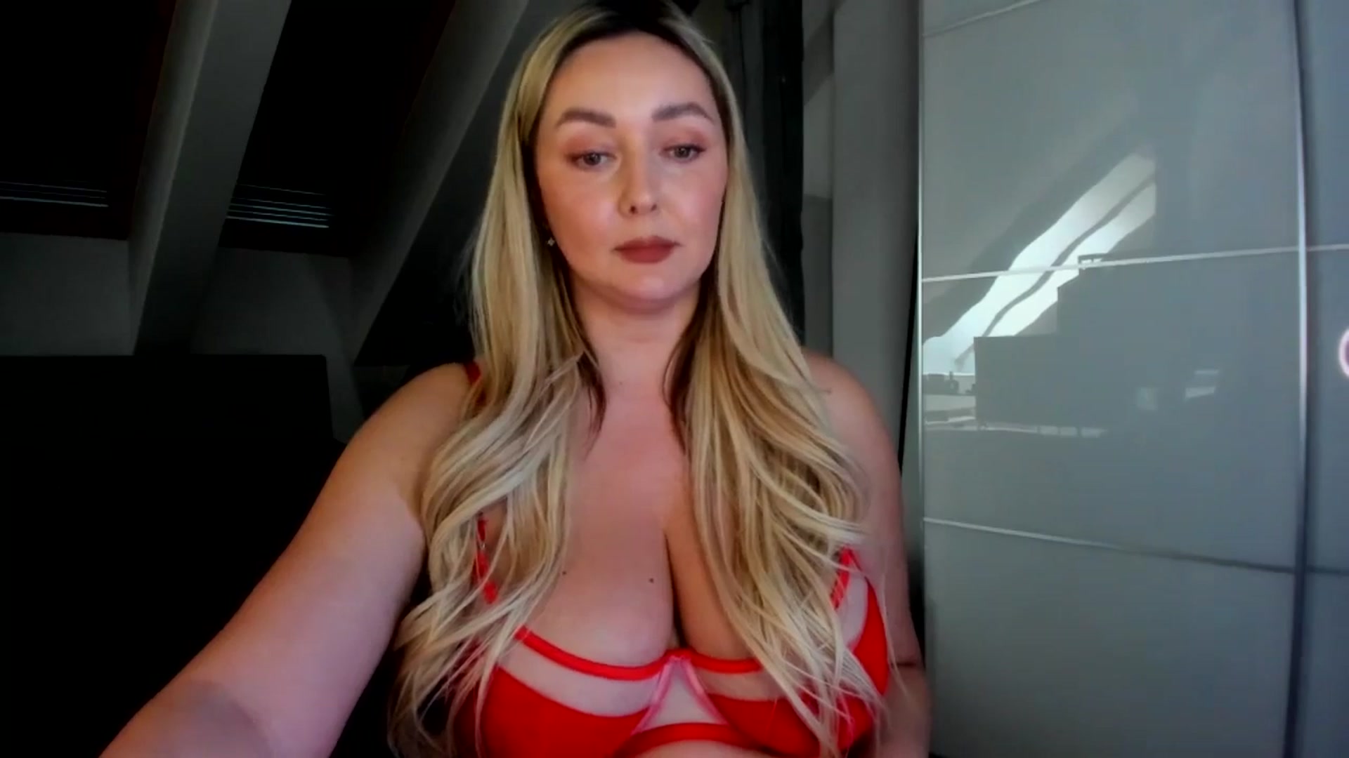 Gallery image thumbnail from Mi_Ha's myfreecams stream on, 04/03/2026, 15:22 image 2 of 20