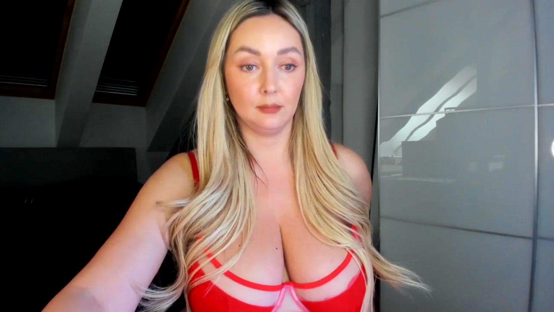 Gallery image thumbnail from Mi_Ha's myfreecams stream on, 04/03/2026, 15:22 image 15 of 20