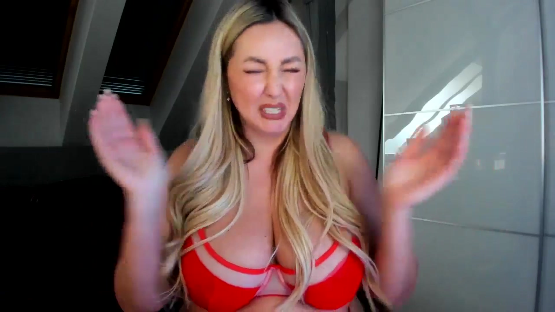 Gallery image thumbnail from Mi_Ha's myfreecams stream on, 04/03/2026, 15:22 image 8 of 20