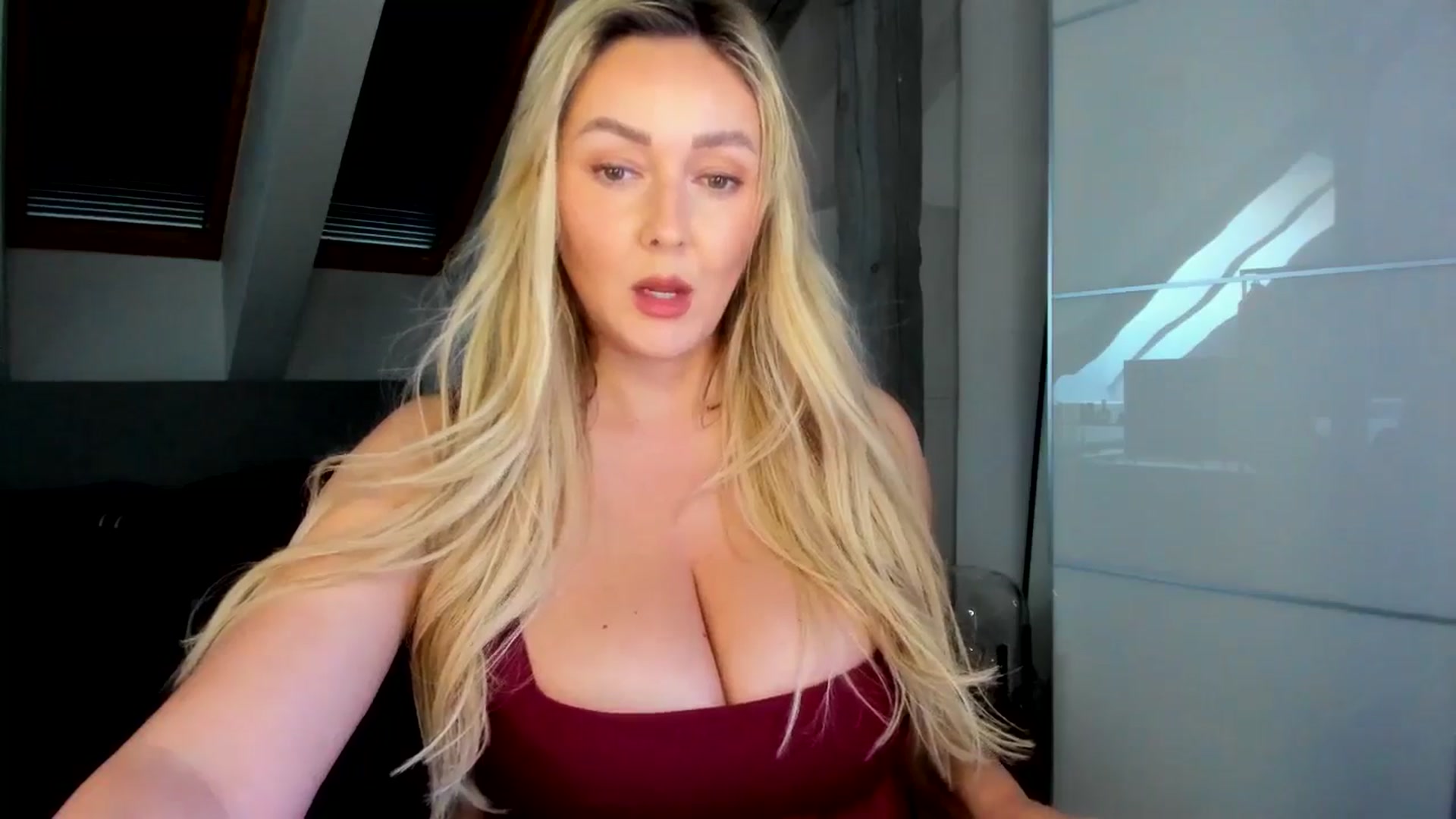 Gallery image thumbnail from Mi_Ha's myfreecams stream on, 04/08/2026, 14:09 image 18 of 20