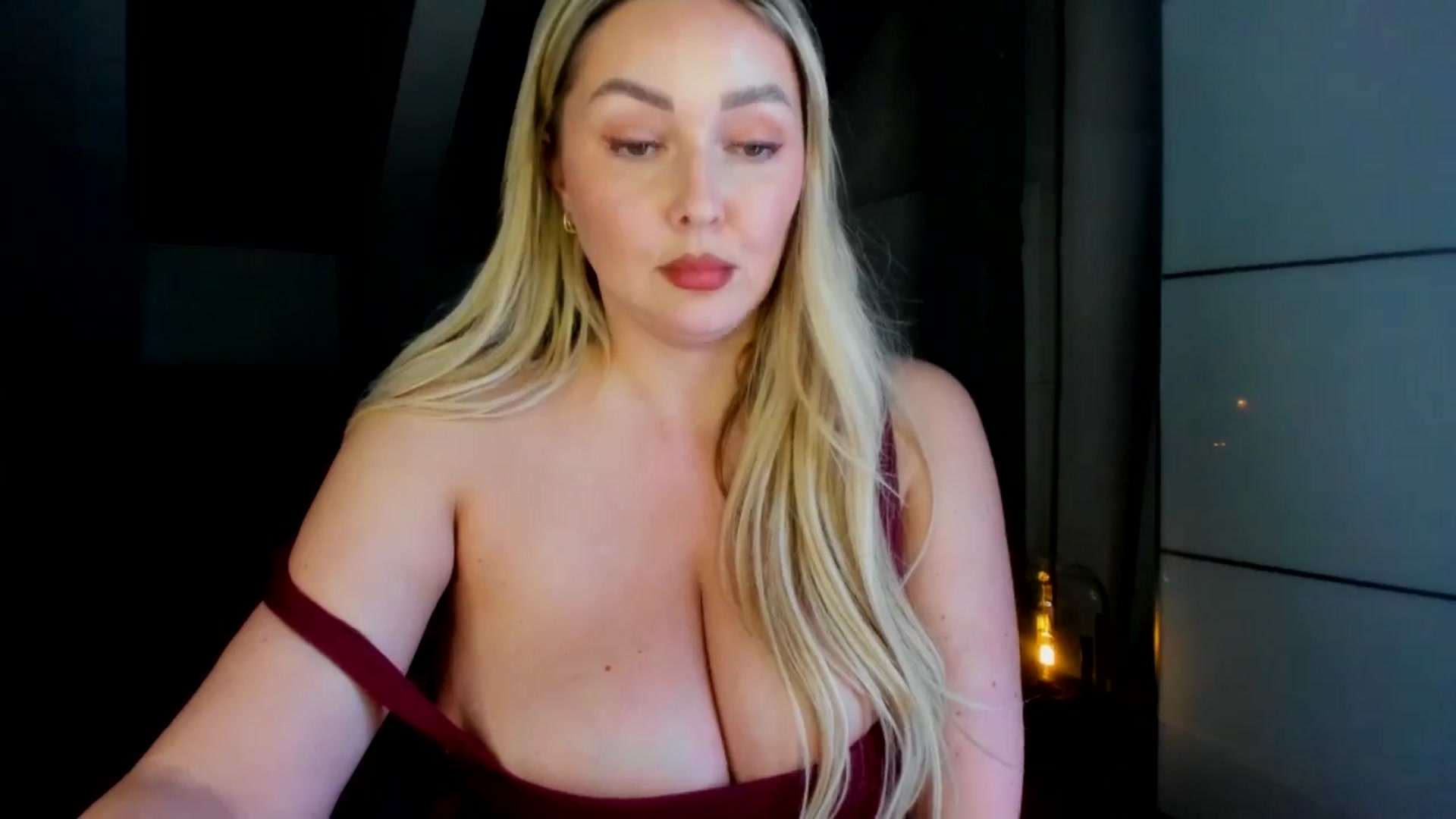 Gallery image thumbnail from Mi_Ha's myfreecams stream on, 04/08/2026, 20:09 image 11 of 20