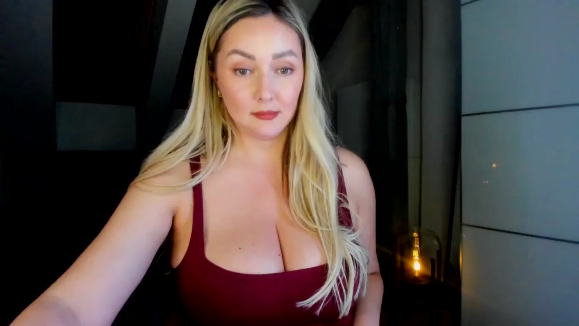 Gallery image thumbnail from Mi_Ha's myfreecams stream on, 04/08/2026, 20:09 image 17 of 20
