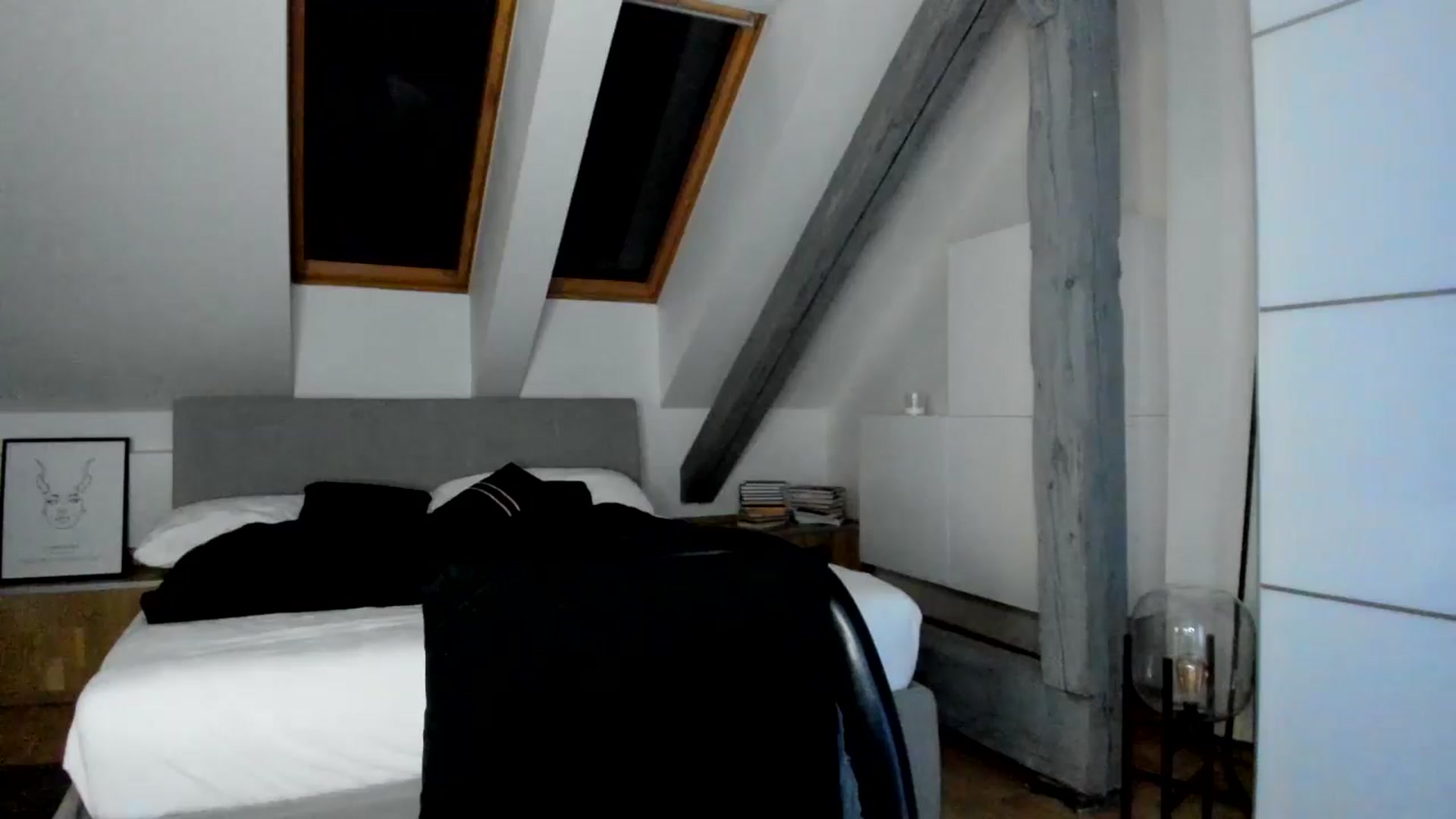 Gallery image thumbnail from Mi_Ha's myfreecams stream on, 04/25/2026, 19:38 image 14 of 20