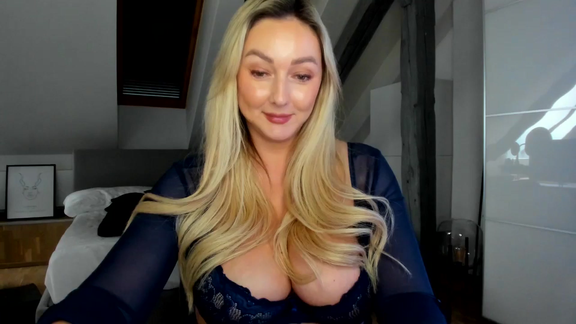 Gallery image thumbnail from Mi_Ha's myfreecams stream on, 04/27/2026, 15:44 image 7 of 20