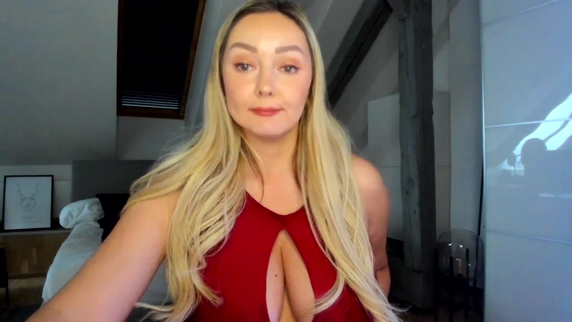 Gallery image thumbnail from Mi_Ha's myfreecams stream on, 04/28/2026, 15:44 image 6 of 20
