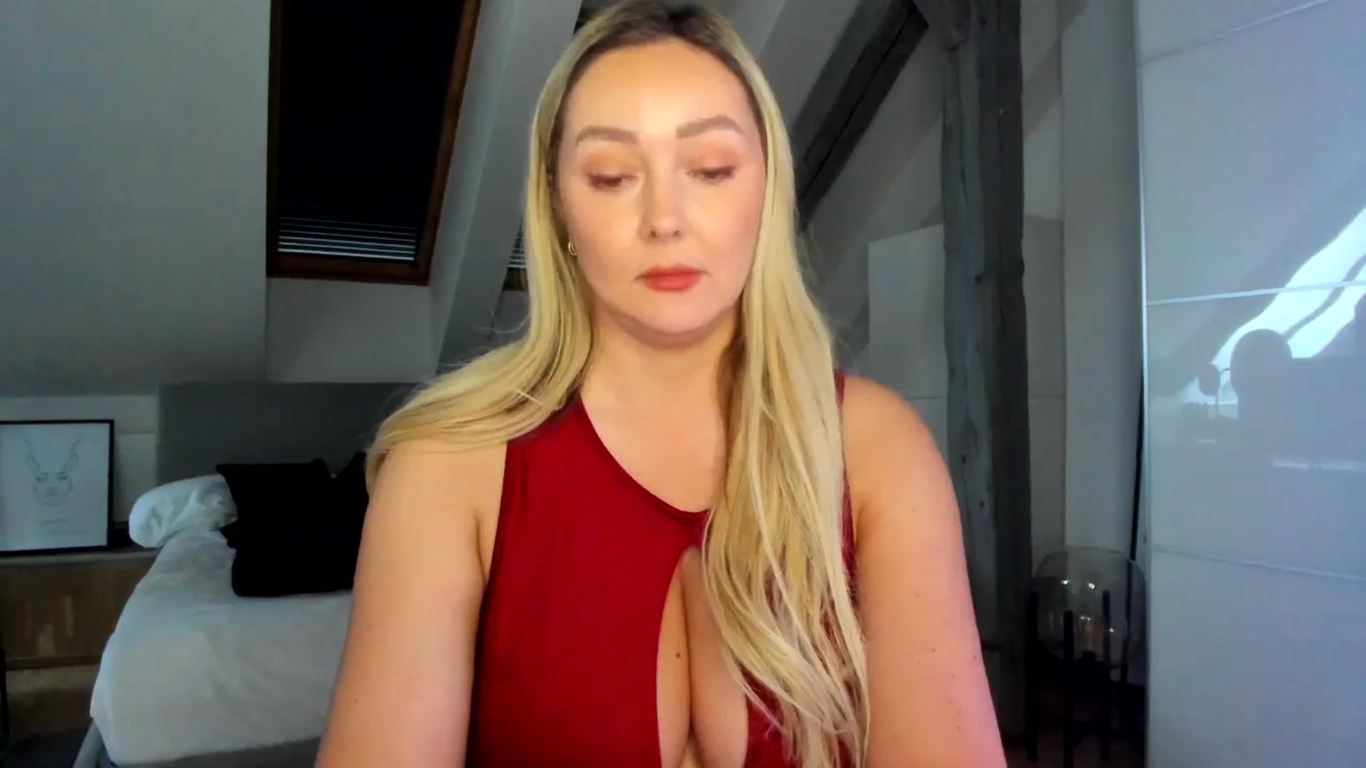 Gallery image thumbnail from Mi_Ha's myfreecams stream on, 04/28/2026, 15:44 image 14 of 20