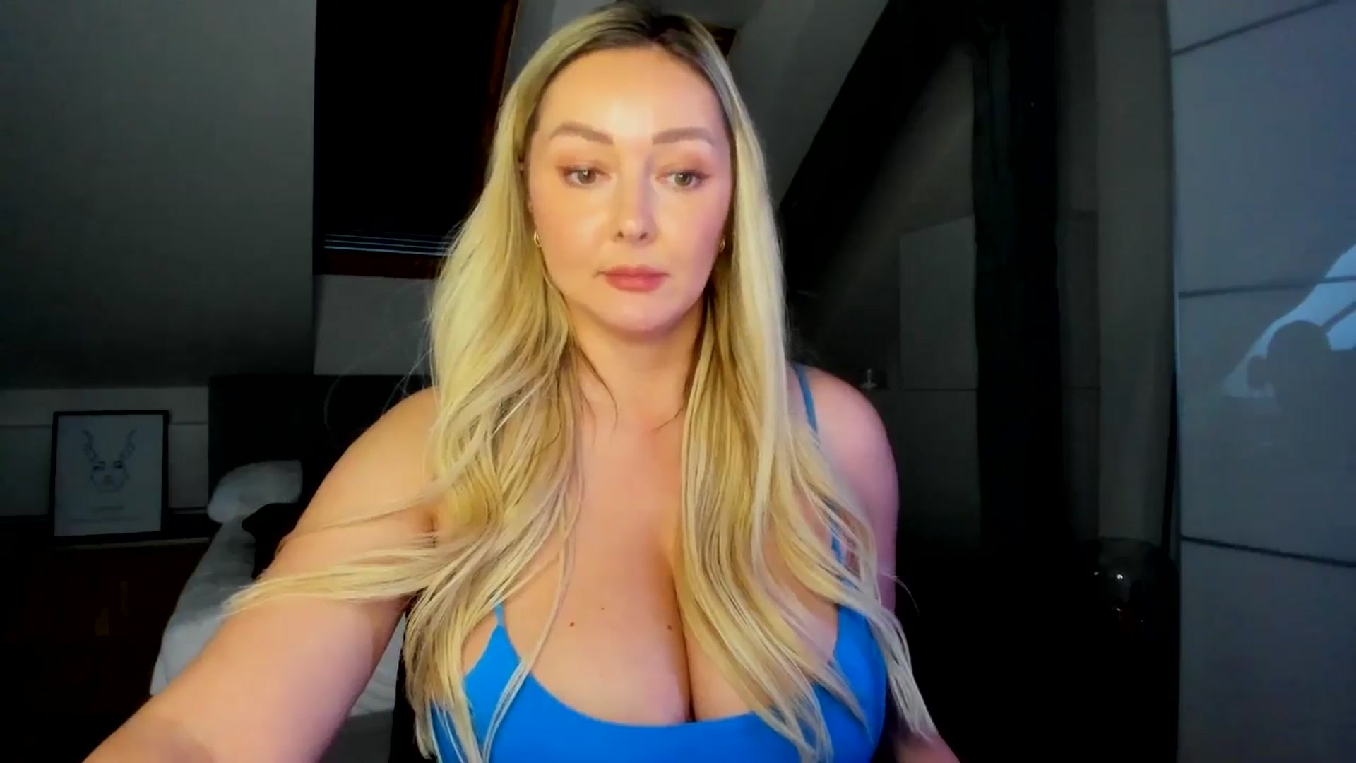Gallery image thumbnail from Mi_Ha's myfreecams stream on, 05/02/2026, 15:32 image 2 of 20