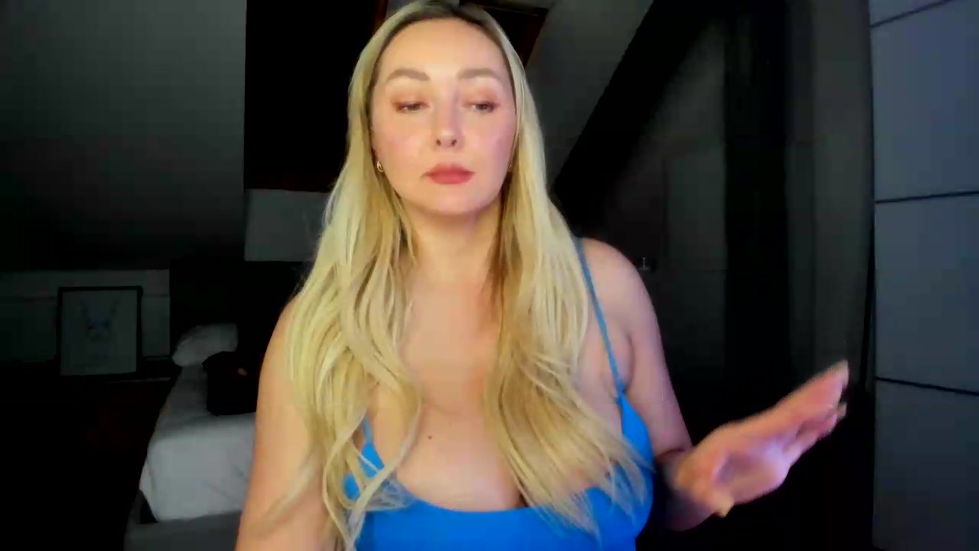 Gallery image thumbnail from Mi_Ha's myfreecams stream on, 05/02/2026, 22:53 image 10 of 20
