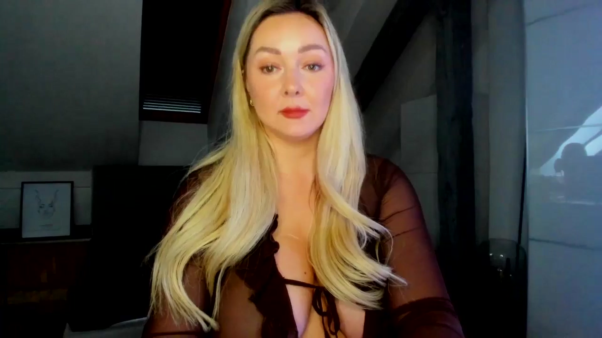 Gallery image thumbnail from Mi_Ha's myfreecams stream on, 05/05/2026, 13:27 image 3 of 20