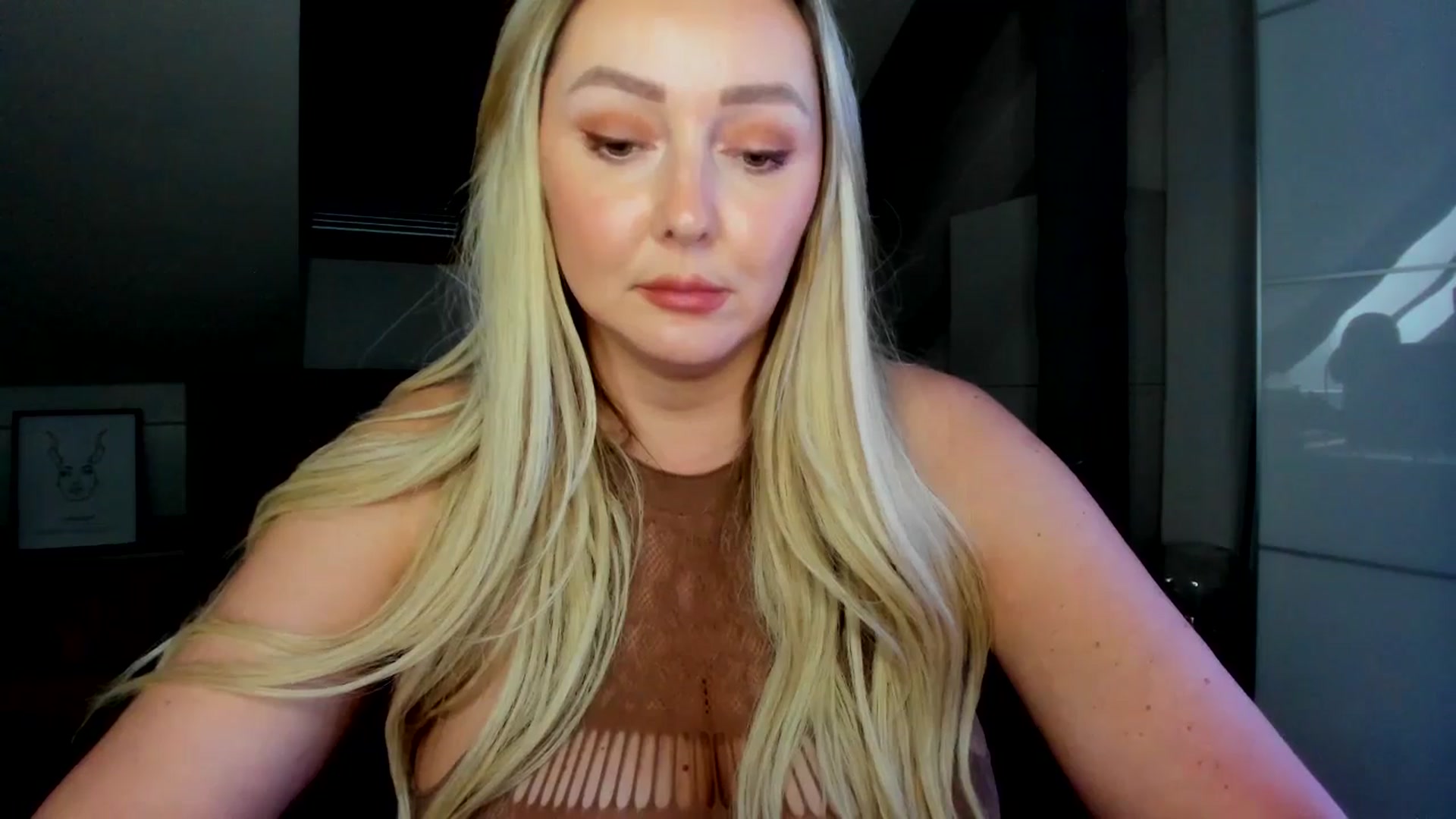 Gallery image thumbnail from Mi_Ha's myfreecams stream on, 05/07/2026, 15:49 image 5 of 20