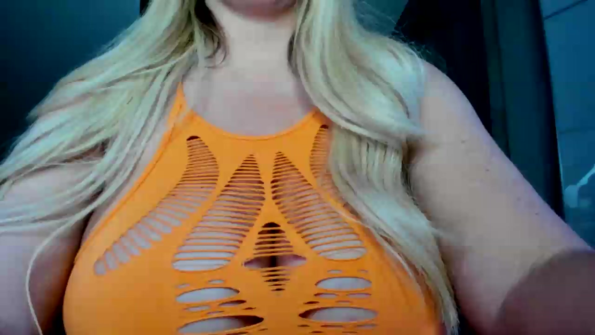 Gallery image thumbnail from Mi_Ha's myfreecams stream on, 05/13/2026, 14:47 image 14 of 20
