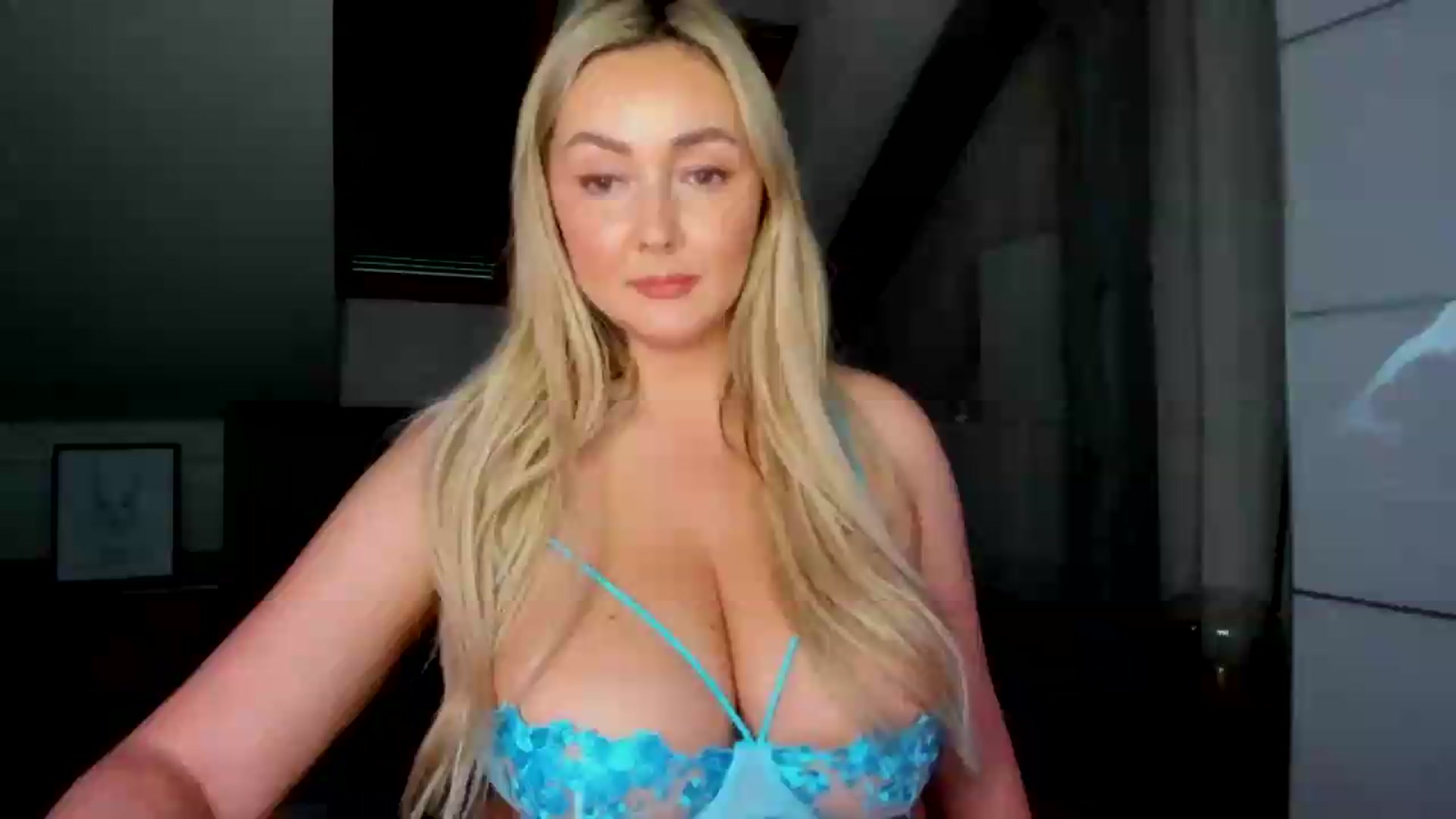 Gallery image thumbnail from Mi_Ha's myfreecams stream on, 05/23/2026, 16:20 image 1 of 20