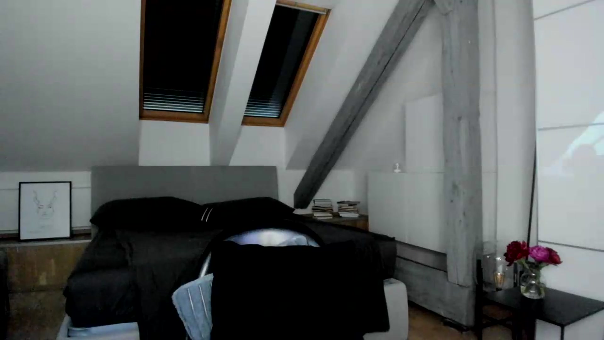 Gallery image thumbnail from Mi_Ha's myfreecams stream on, 05/29/2026, 16:11 image 9 of 20
