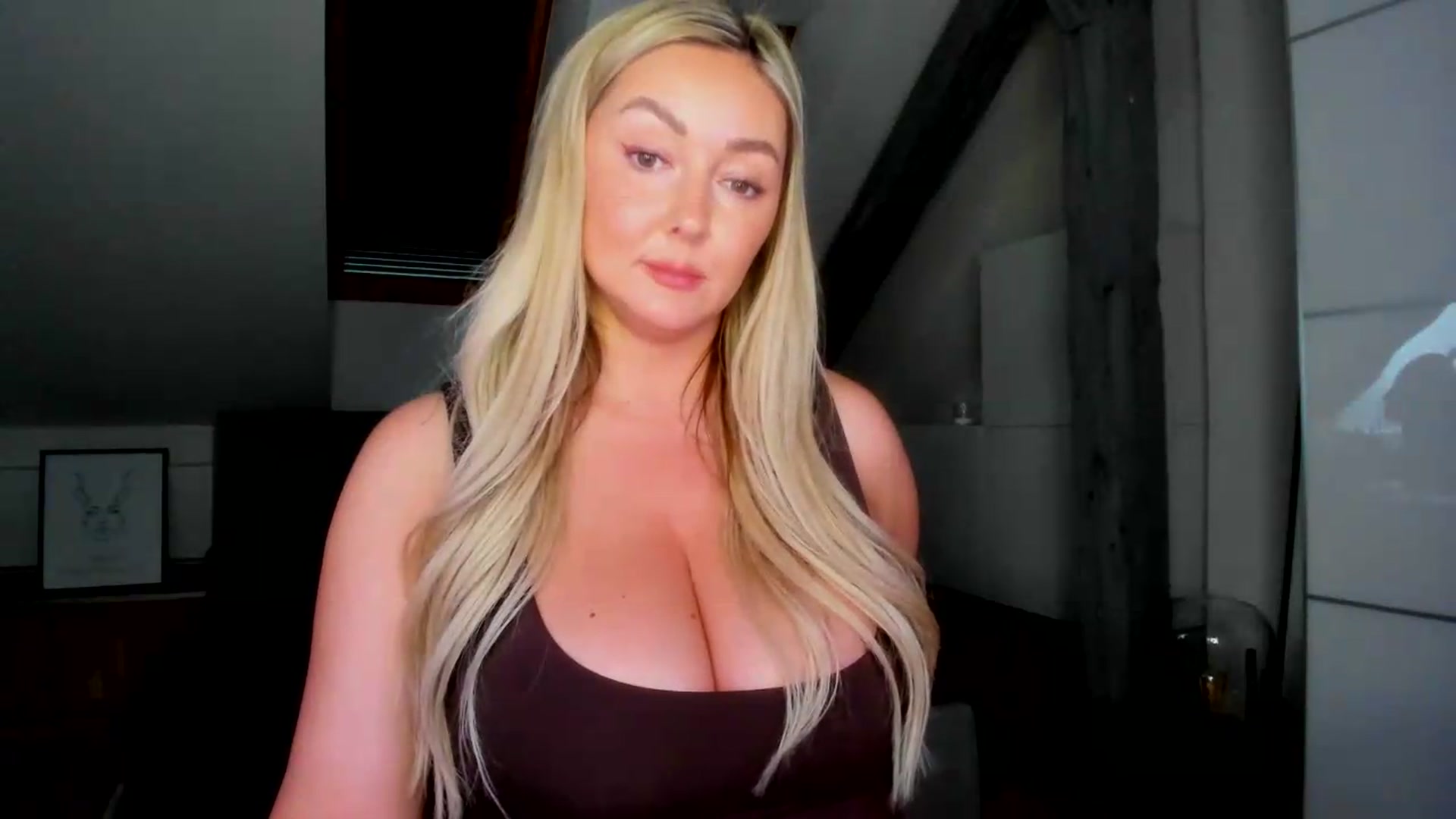 Gallery image thumbnail from Mi_Ha's myfreecams stream on, 06/01/2026, 15:37 image 13 of 20