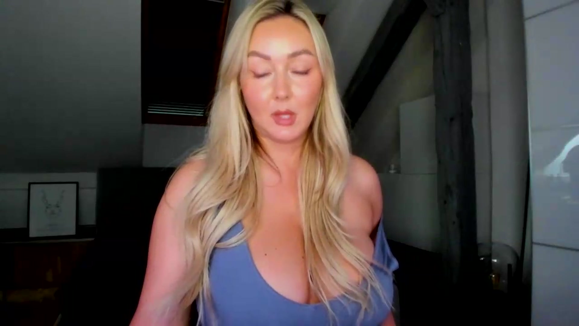 Gallery image thumbnail from Mi_Ha's myfreecams stream on, 06/02/2026, 14:32 image 2 of 20