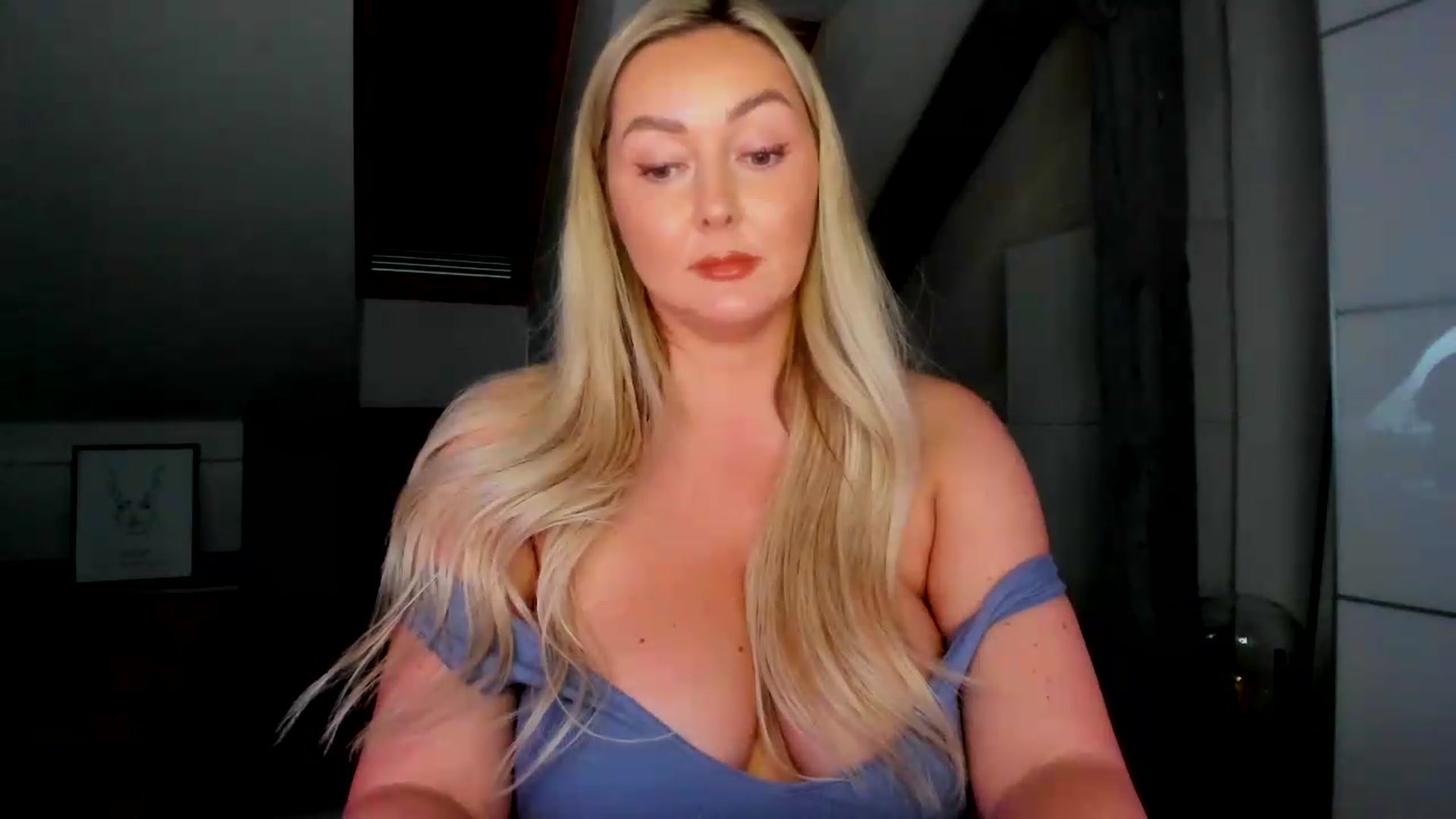 Gallery image thumbnail from Mi_Ha's myfreecams stream on, 06/02/2026, 16:04 image 9 of 20