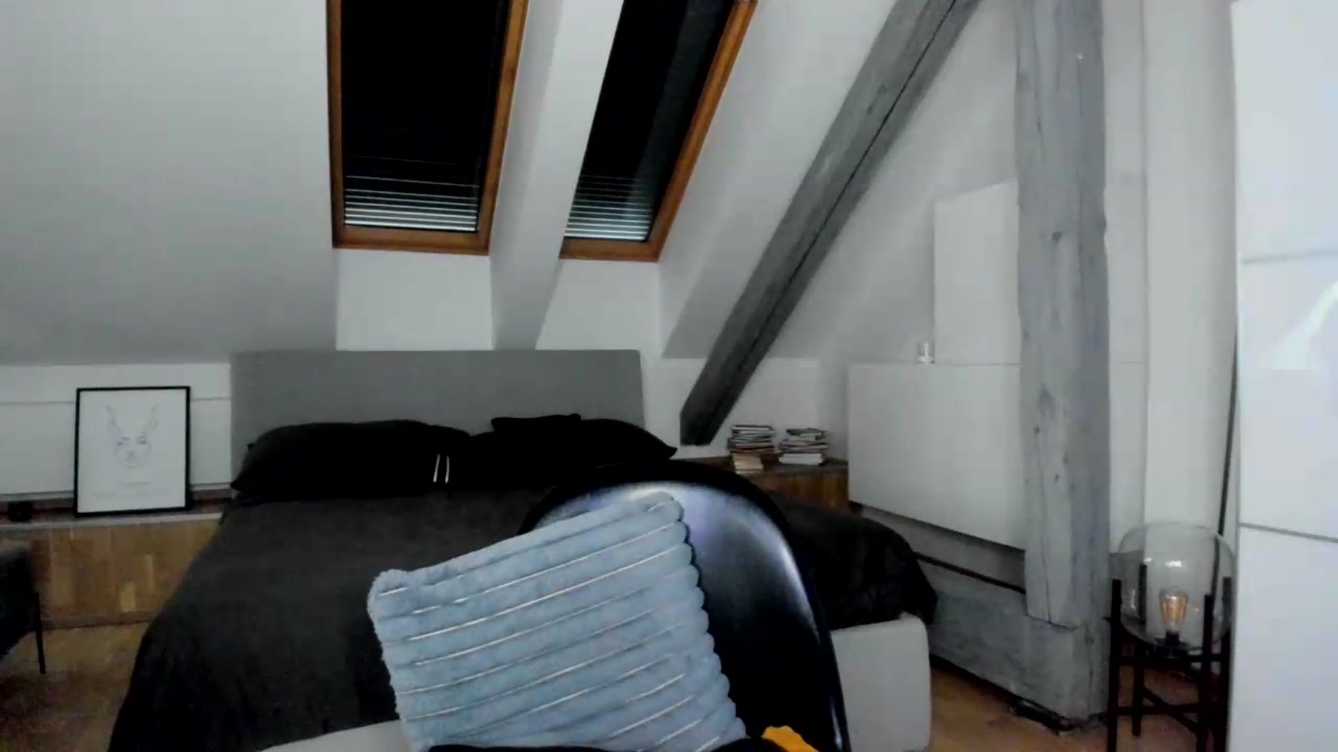 Gallery image thumbnail from Mi_Ha's myfreecams stream on, 06/05/2026, 16:39 image 8 of 20