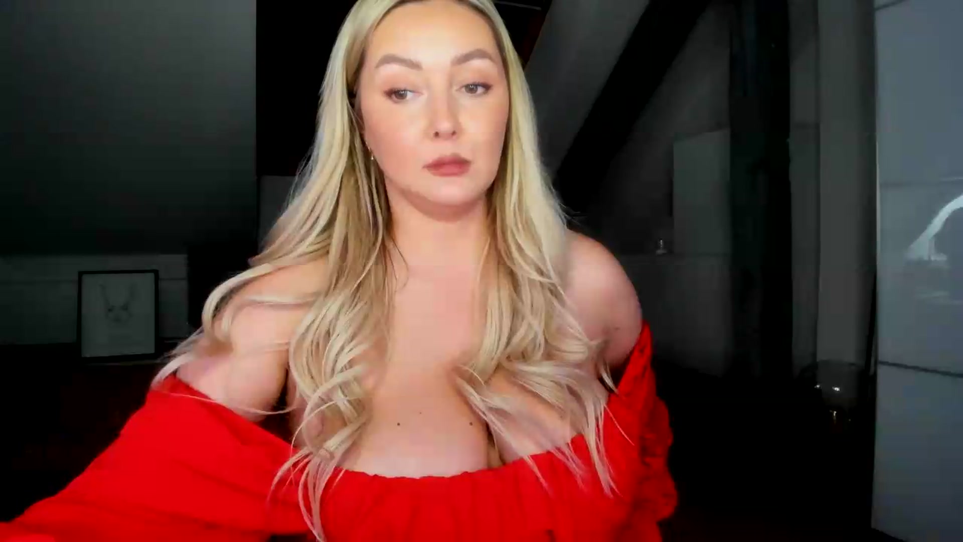 Gallery image thumbnail from Mi_Ha's myfreecams stream on, 06/15/2026, 14:51 image 4 of 20