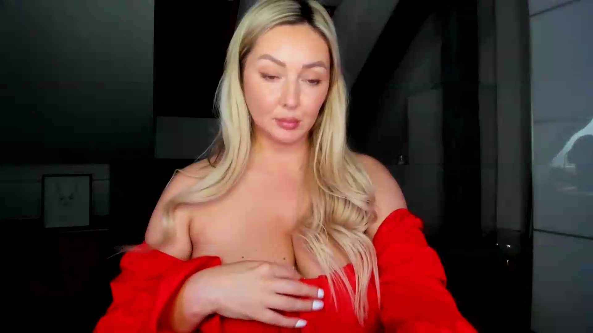 Gallery image thumbnail from Mi_Ha's myfreecams stream on, 06/15/2026, 16:08 image 8 of 20