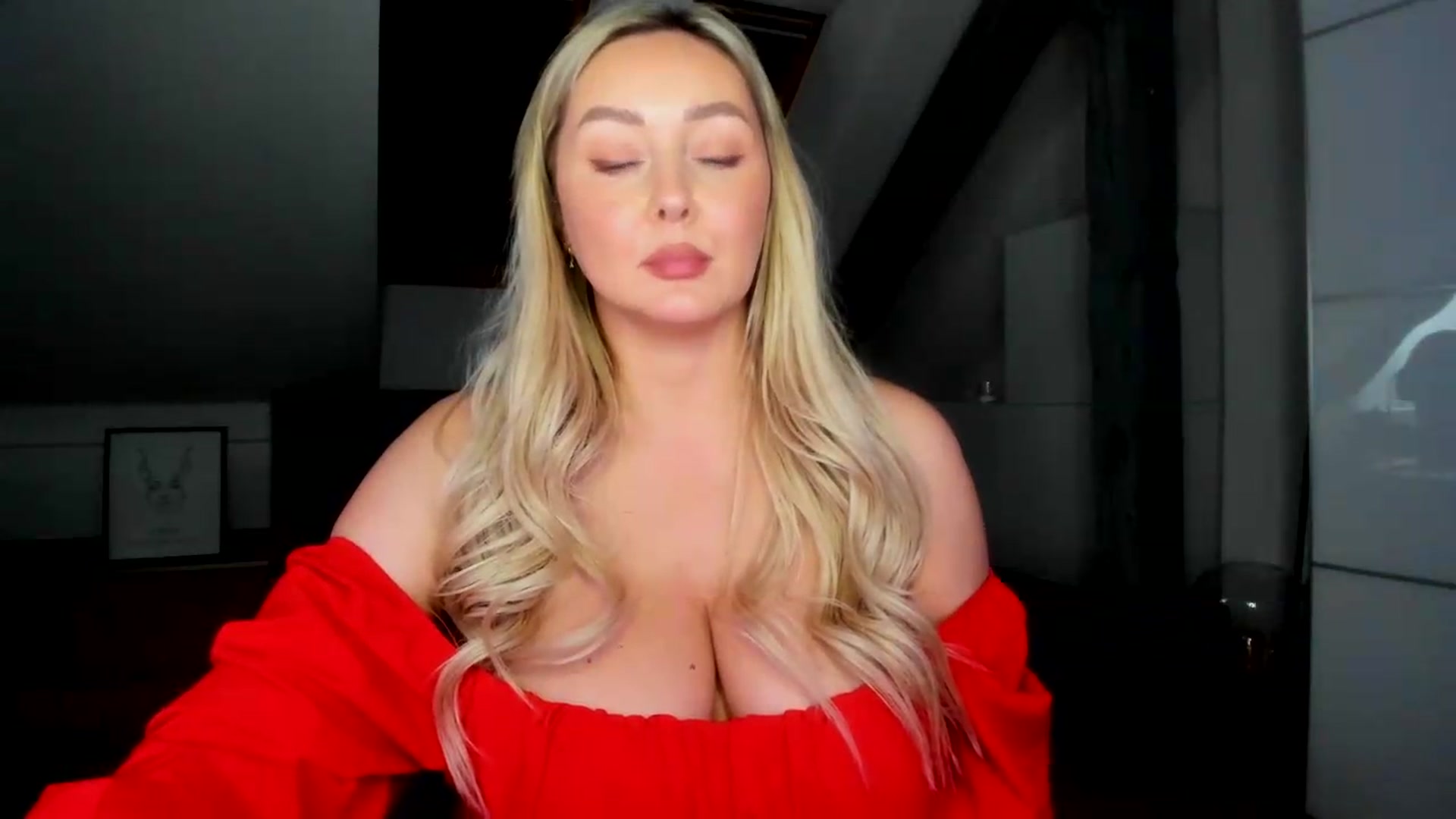 Gallery image thumbnail from Mi_Ha's myfreecams stream on, 06/15/2026, 16:08 image 20 of 20