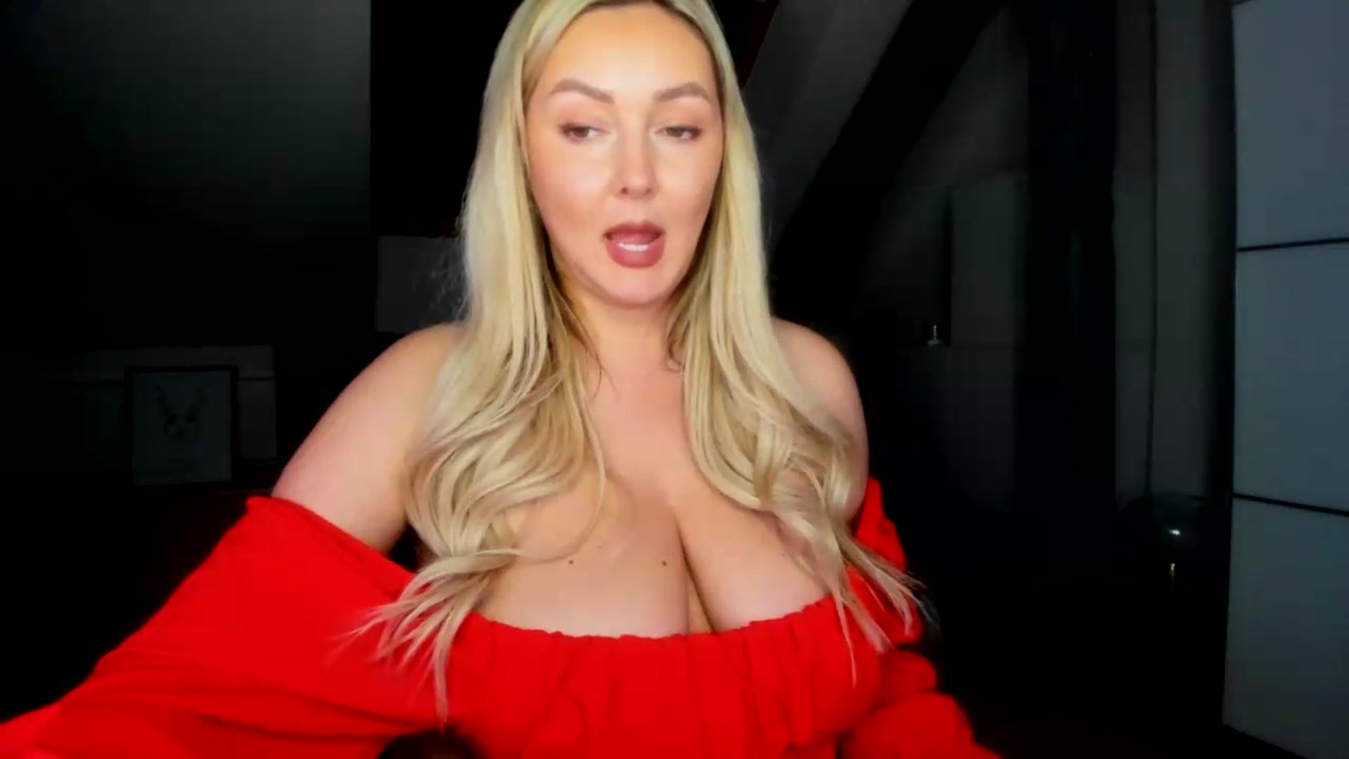 Gallery image thumbnail from Mi_Ha's myfreecams stream on, 06/15/2026, 20:47 image 11 of 20