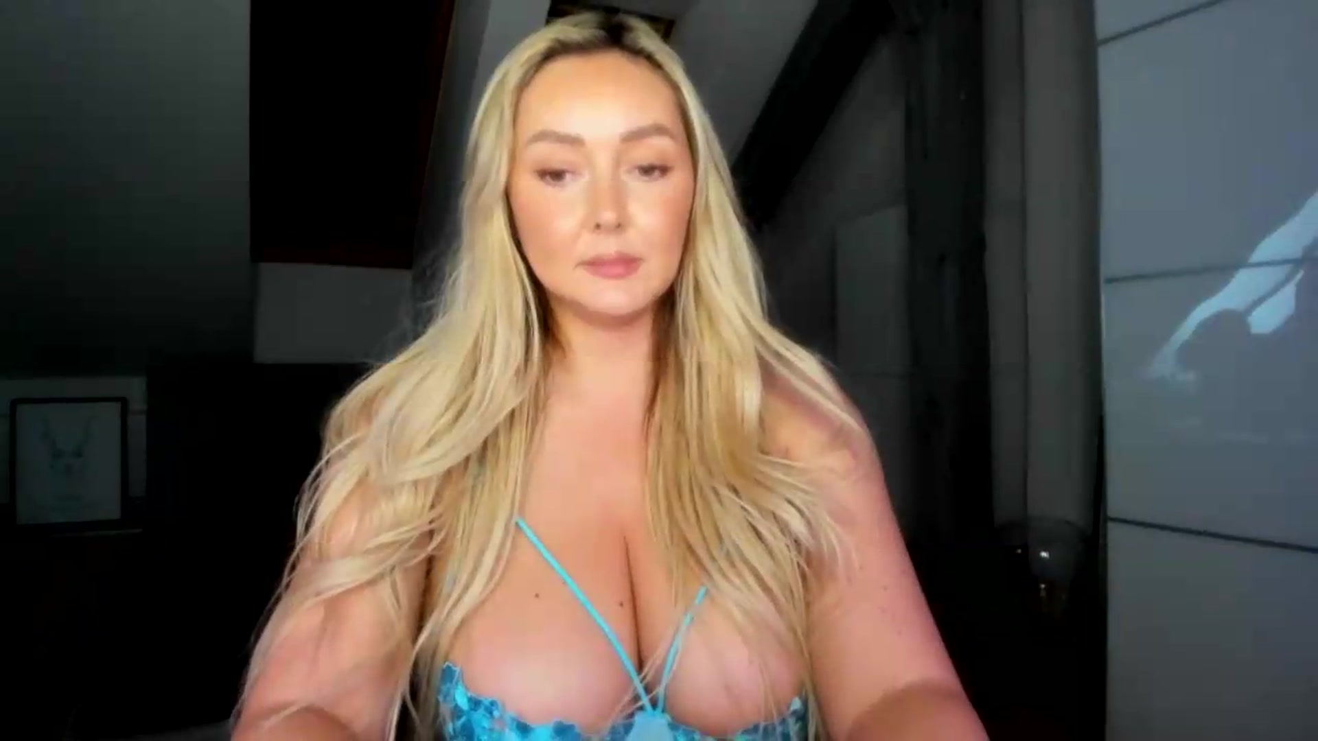Gallery image thumbnail from Mi_Ha's myfreecams stream on, 06/23/2026, 15:22 image 19 of 20