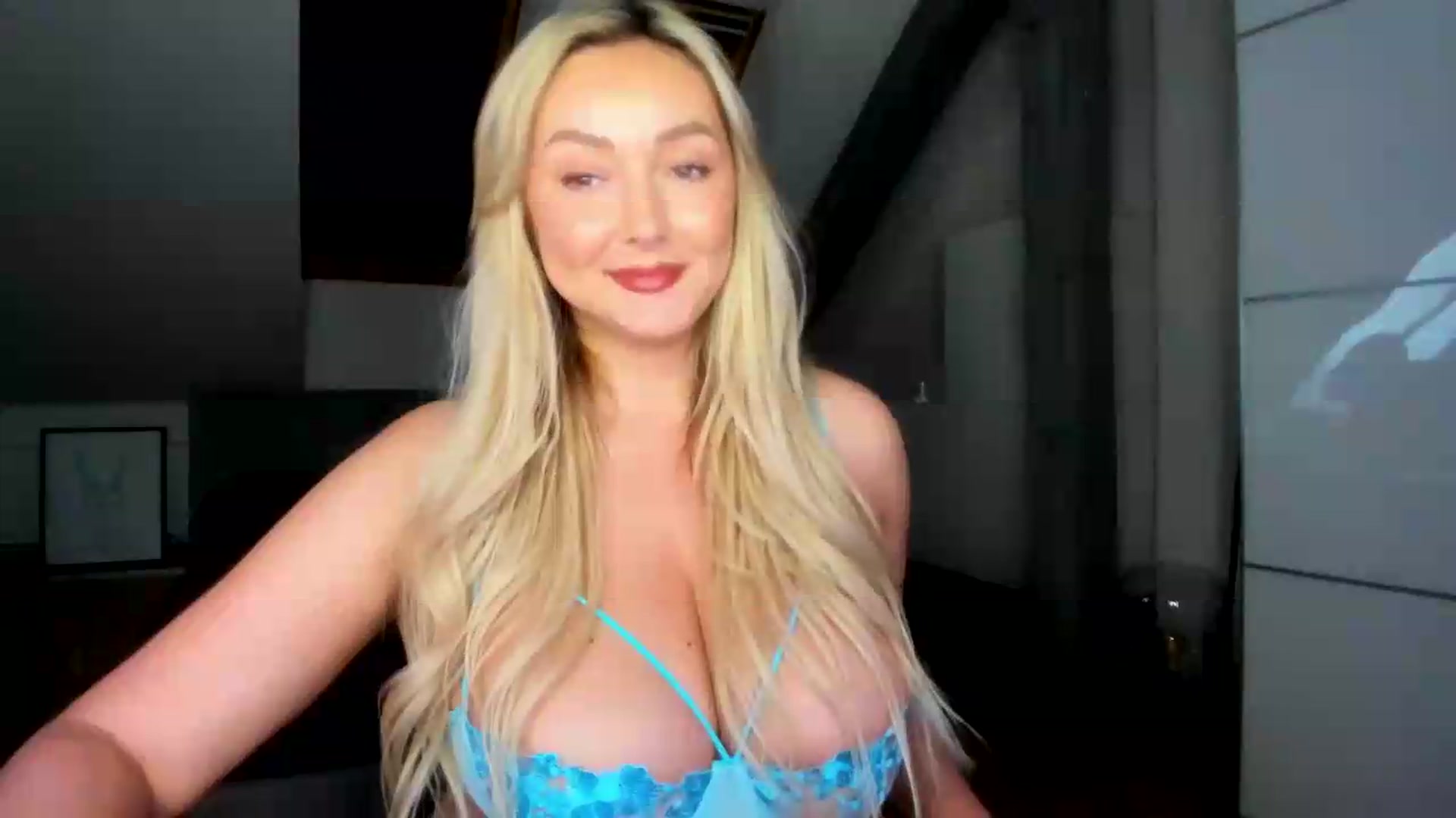 Gallery image thumbnail from Mi_Ha's myfreecams stream on, 06/23/2026, 15:54 image 12 of 20