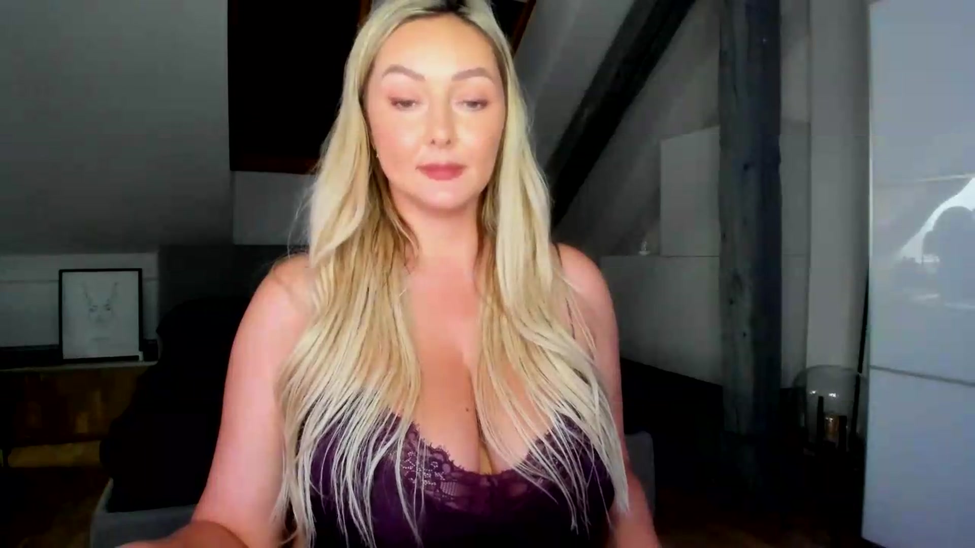 Gallery image thumbnail from Mi_Ha's myfreecams stream on, 07/01/2026, 15:41 image 6 of 20