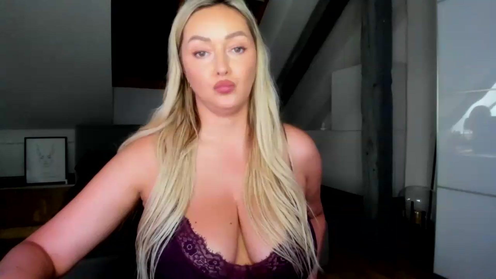 Gallery image thumbnail from Mi_Ha's myfreecams stream on, 07/01/2026, 15:41 image 15 of 20