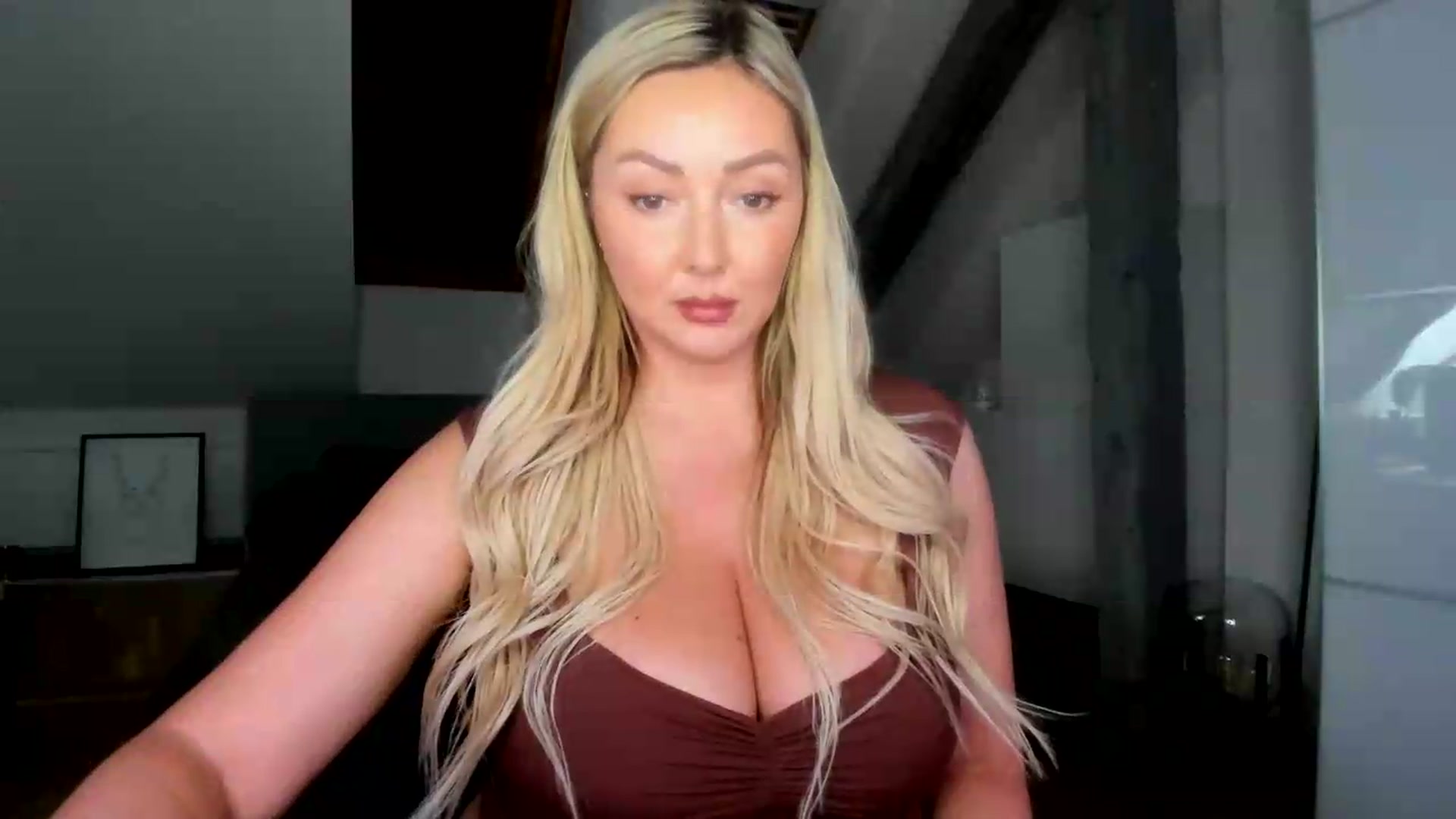 Gallery image thumbnail from Mi_Ha's myfreecams stream on, 07/02/2026, 12:42 image 4 of 20