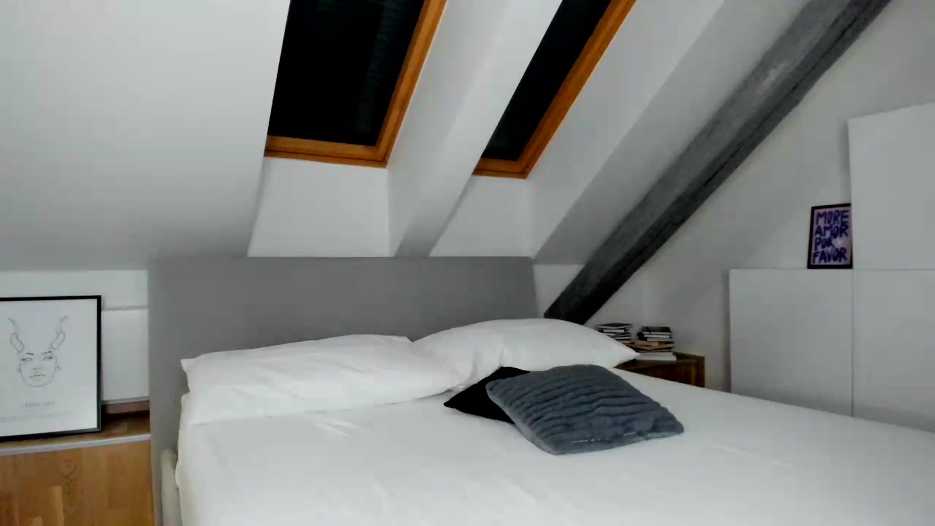Gallery image thumbnail from Mi_Ha's myfreecams stream on, 07/07/2026, 14:24 image 11 of 20