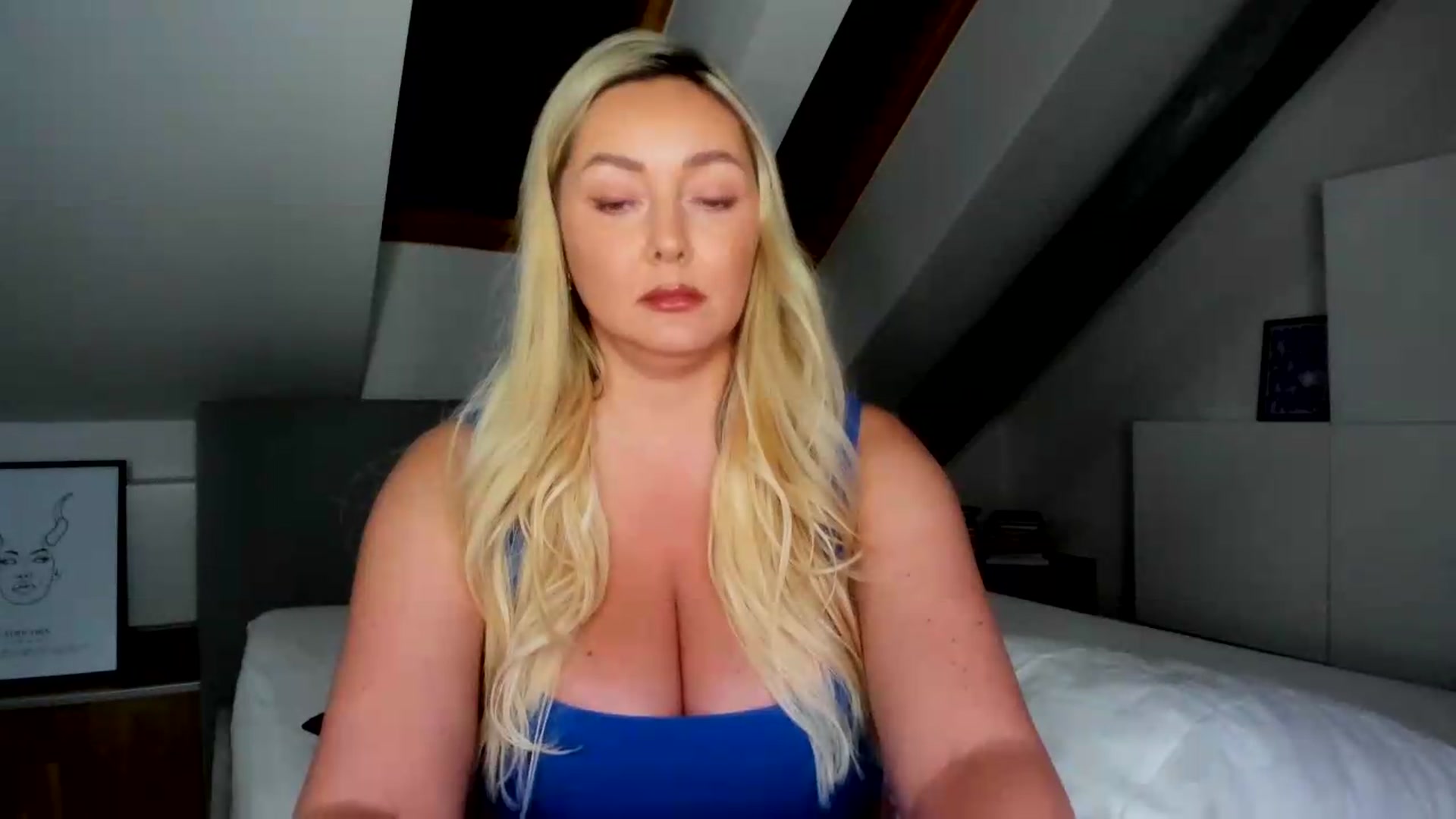 Gallery image thumbnail from Mi_Ha's myfreecams stream on, 07/08/2026, 13:31 image 12 of 20