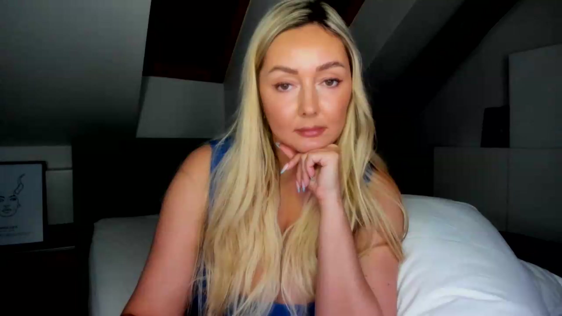 Gallery image thumbnail from Mi_Ha's myfreecams stream on, 07/08/2026, 15:20 image 13 of 20
