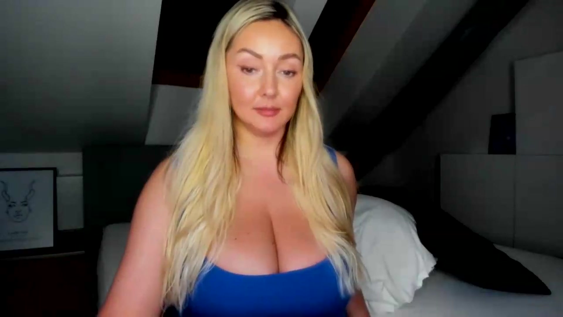 Gallery image thumbnail from Mi_Ha's myfreecams stream on, 07/08/2026, 21:36 image 19 of 20