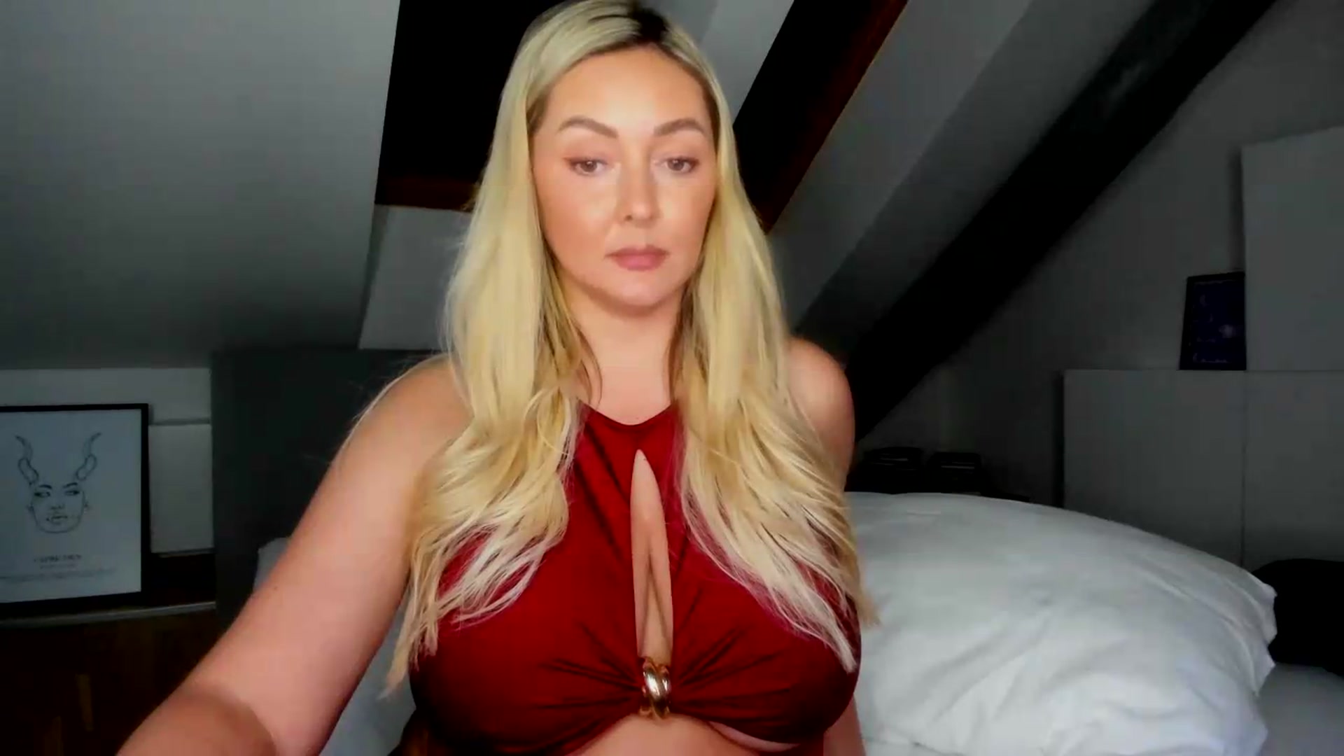Gallery image thumbnail from Mi_Ha's myfreecams stream on, 07/09/2026, 15:55 image 12 of 20