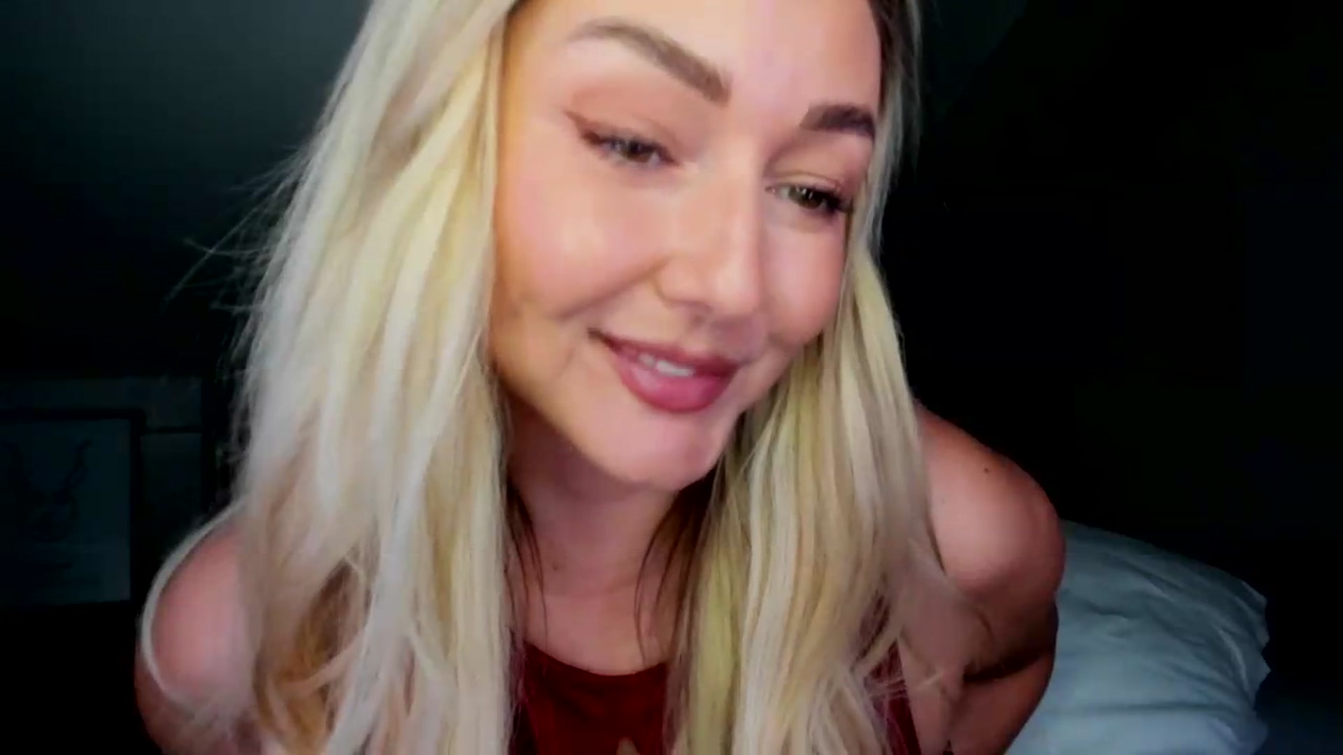 Gallery image thumbnail from Mi_Ha's myfreecams stream on, 07/09/2026, 15:55 image 9 of 20