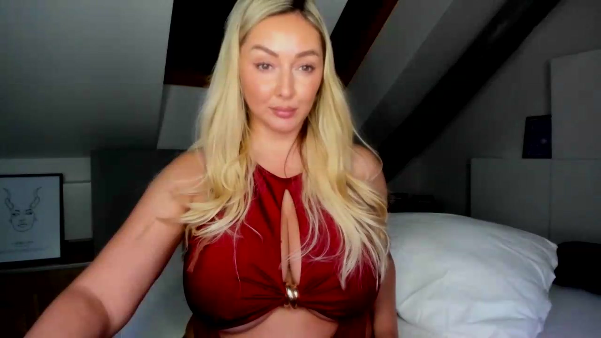 Gallery image thumbnail from Mi_Ha's myfreecams stream on, 07/09/2026, 15:55 image 13 of 20