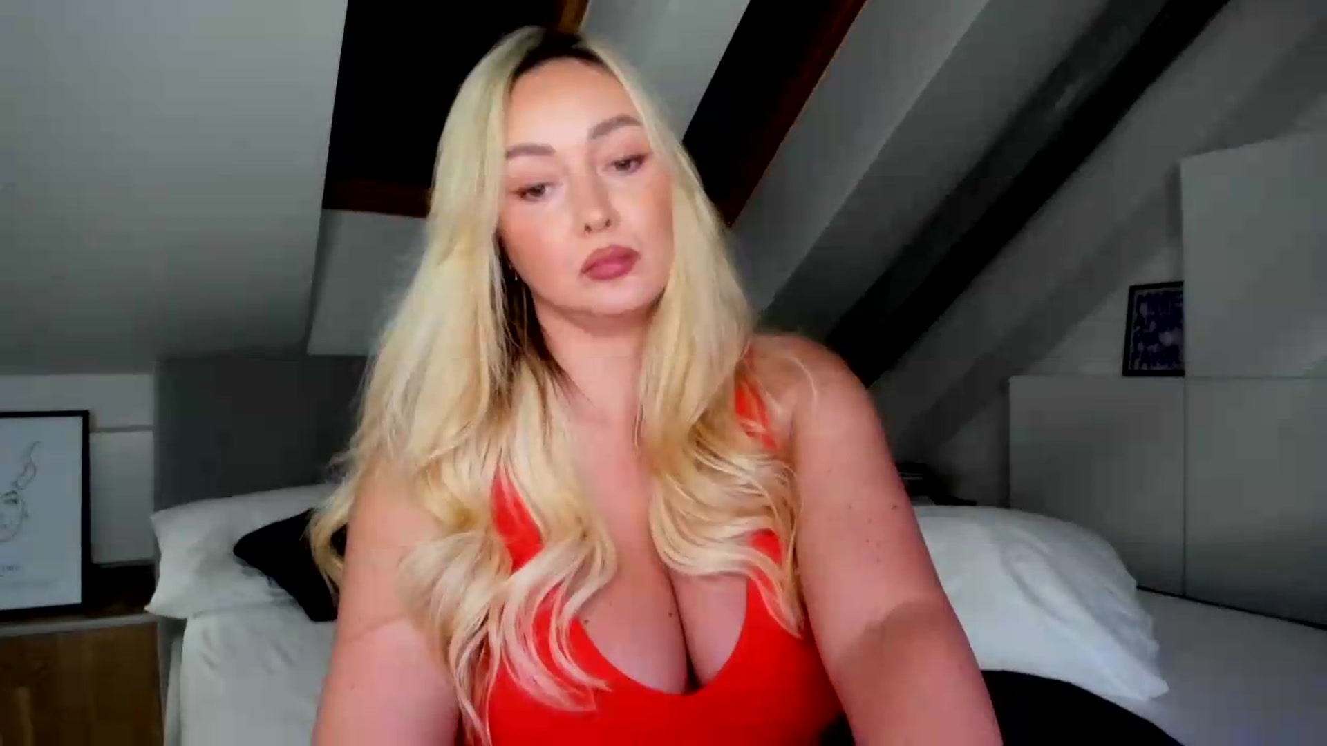Gallery image thumbnail from Mi_Ha's myfreecams stream on, 07/11/2026, 14:43 image 3 of 20