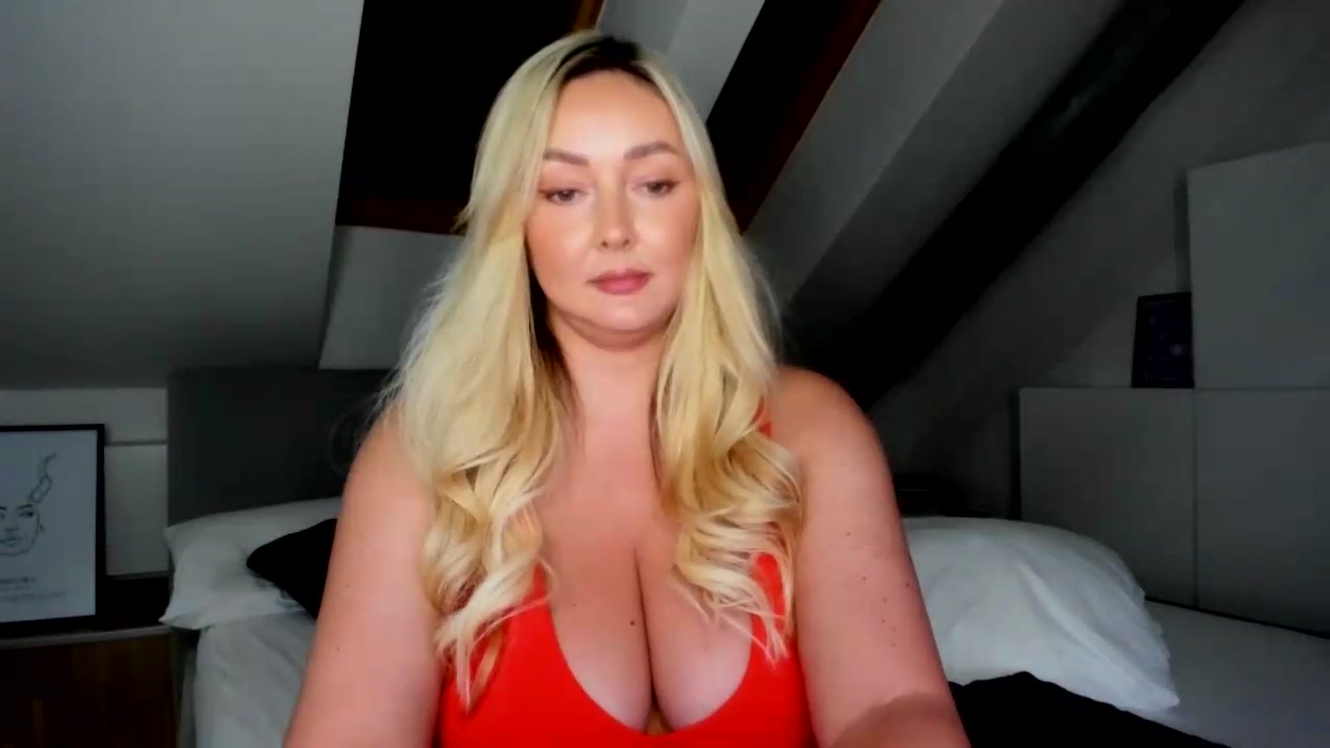 Gallery image thumbnail from Mi_Ha's myfreecams stream on, 07/11/2026, 14:43 image 17 of 20