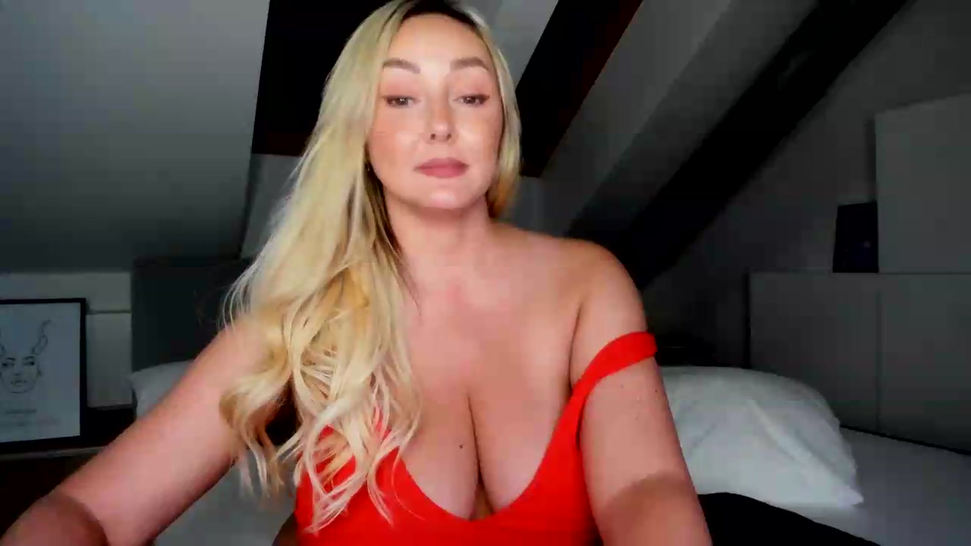 Gallery image thumbnail from Mi_Ha's myfreecams stream on, 07/11/2026, 15:13 image 6 of 20